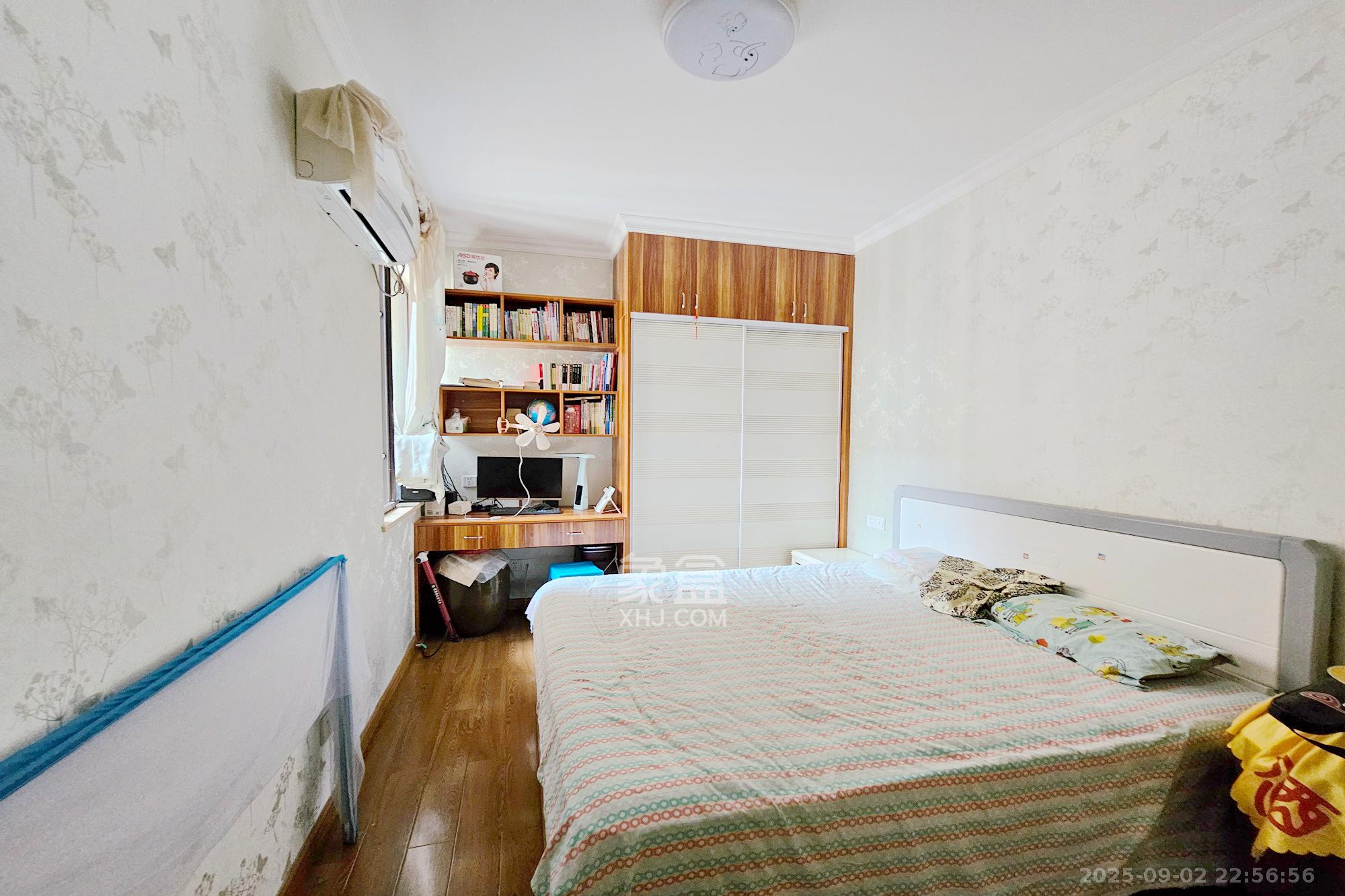 阳光城尚东湾青云苑 3室2厅1卫 75.0万 阳光城尚东湾青云苑 3室2厅1卫 75.0万卧室