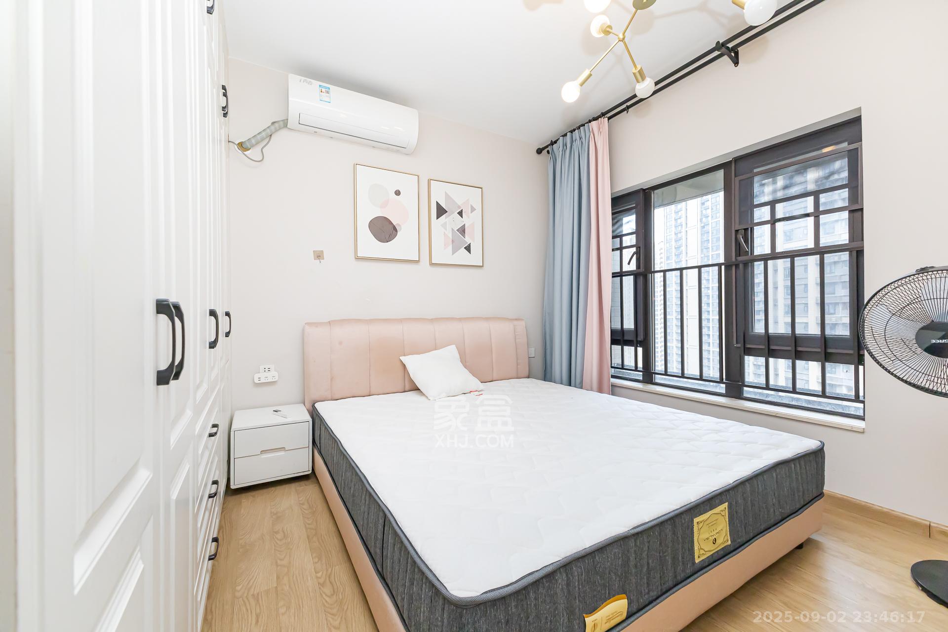 时代倾城三期  2室2厅1卫    68.0万卧室