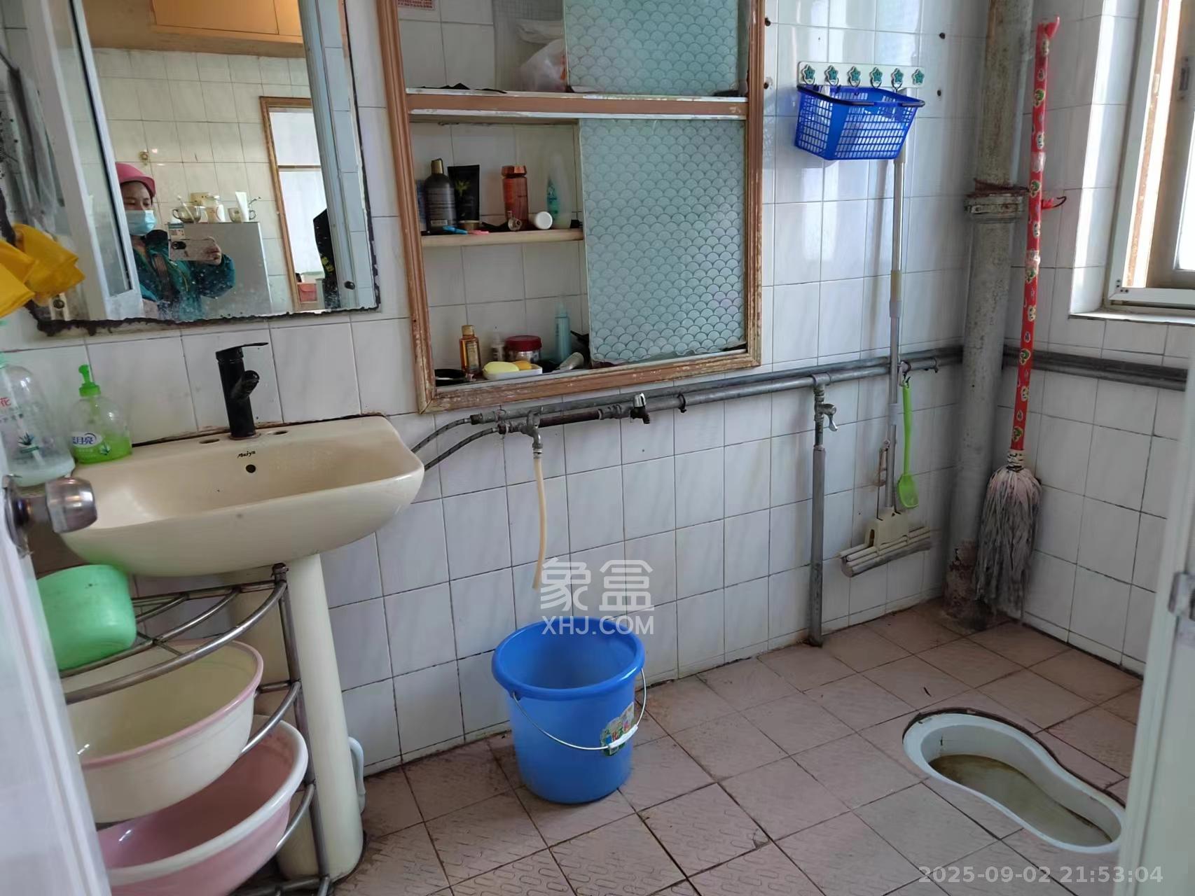 长沙理工大学东院西院  3室2厅2卫    1600.0元/月室内图