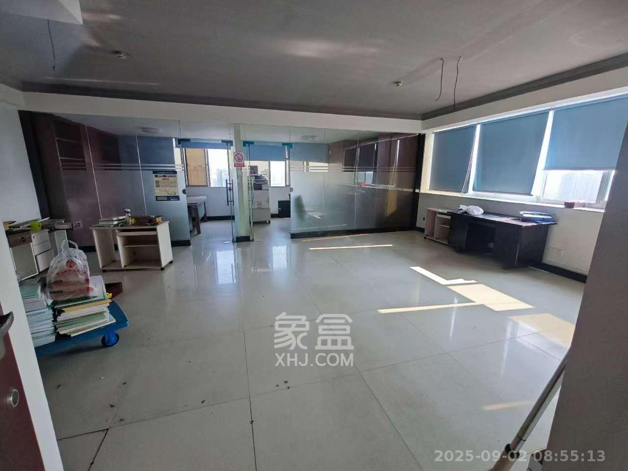 鸿运凯旋国际(科佳电脑城)  2室1厅1卫    2200.0元/月 鸿运凯旋国际(科佳电脑城)  2室1厅1卫    2200.0元/月室内图