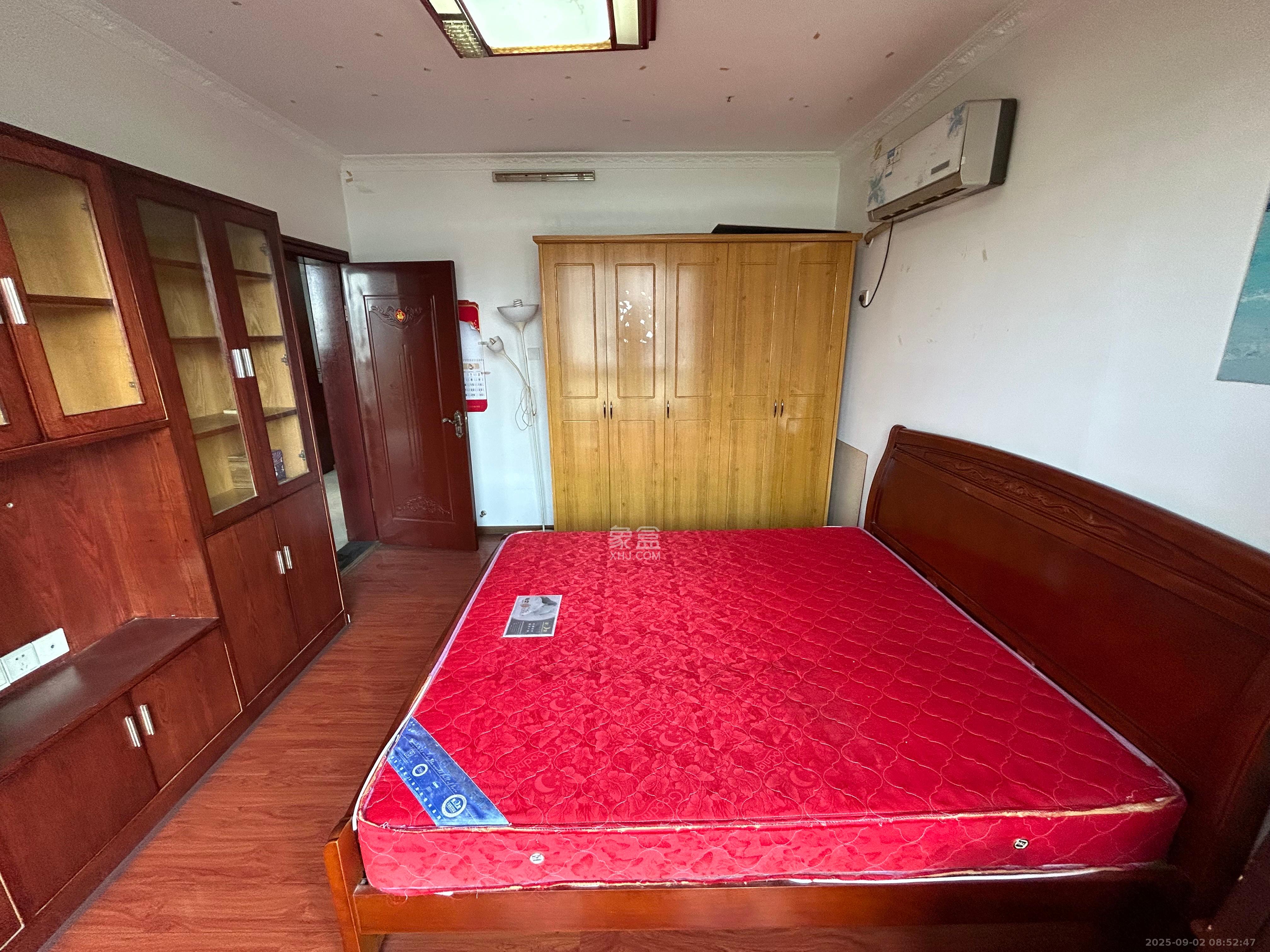 月湖兰庭 2室2厅1卫 2000.0元/月 月湖兰庭 2室2厅1卫 2000.0元/月室内图