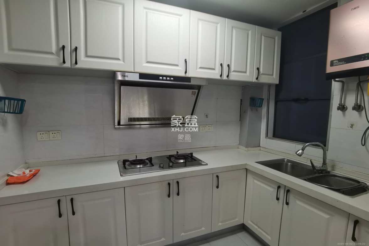 汇景豪庭  2室1厅1卫    2400.0元/月 汇景豪庭  2室1厅1卫    2400.0元/月室内图