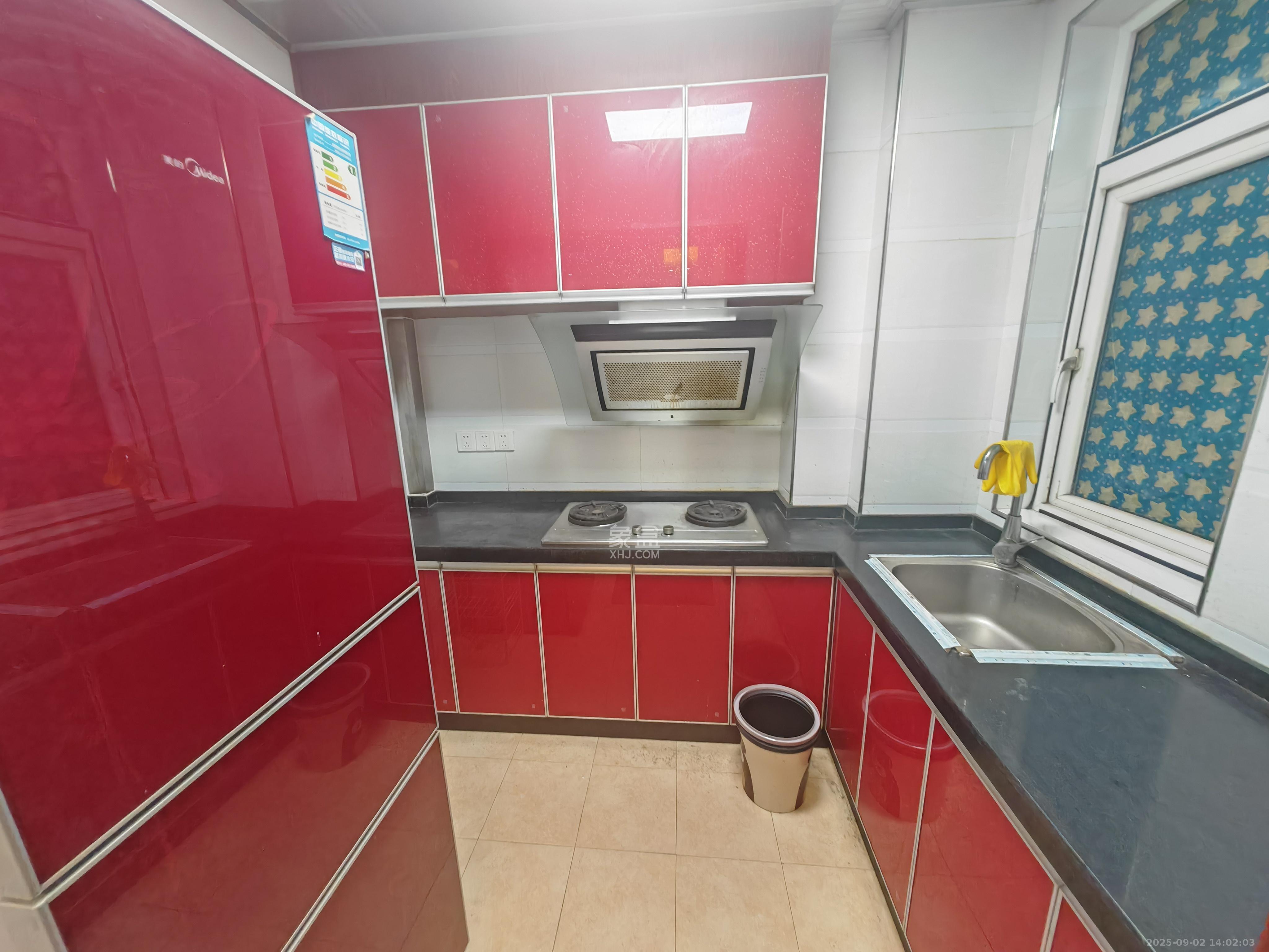 郡原居里  2室2厅1卫    1600.0元/月 郡原居里  2室2厅1卫    1600.0元/月室内图