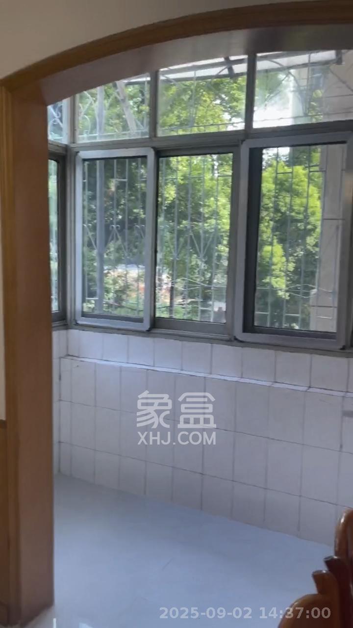 省政府五所 3室1厅1卫 2800.0元/月 省政府五所 3室1厅1卫 2800.0元/月室内图