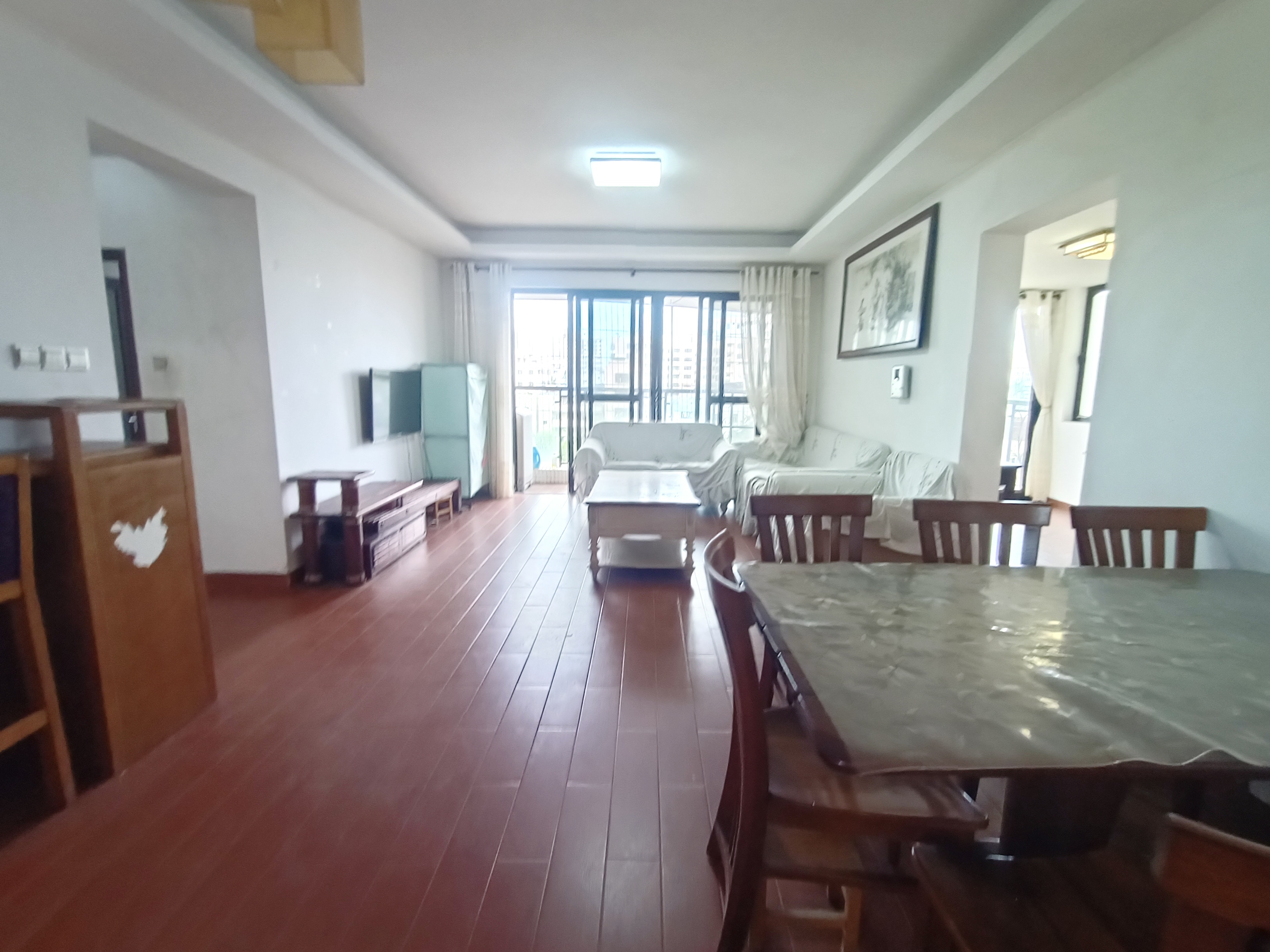 滨江帝景一期 3室2厅2卫 2300.0元/月 滨江帝景一期 3室2厅2卫 2300.0元/月室内图