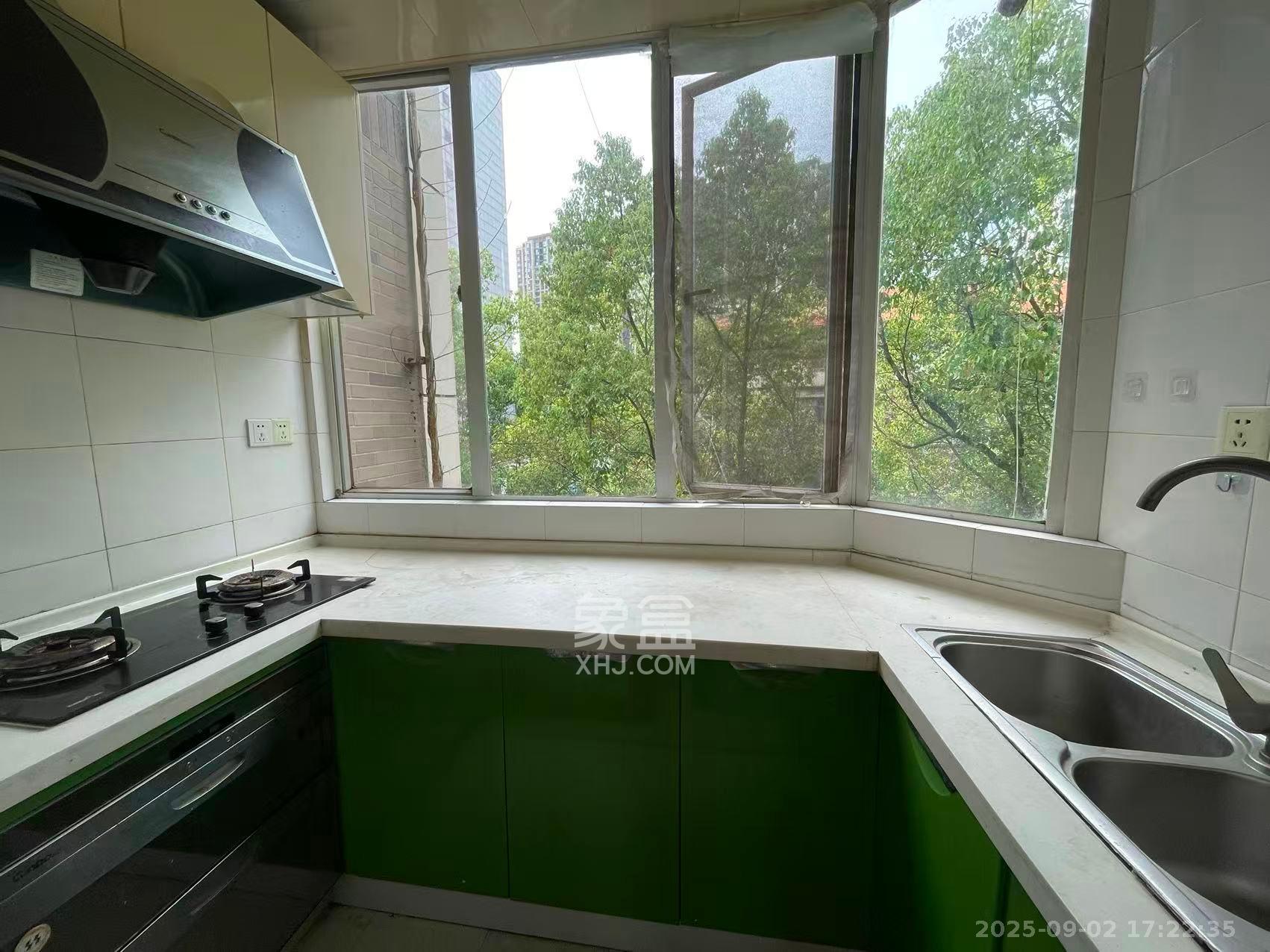 中江丽晶苑  2室2厅1卫    2100.0元/月室内图