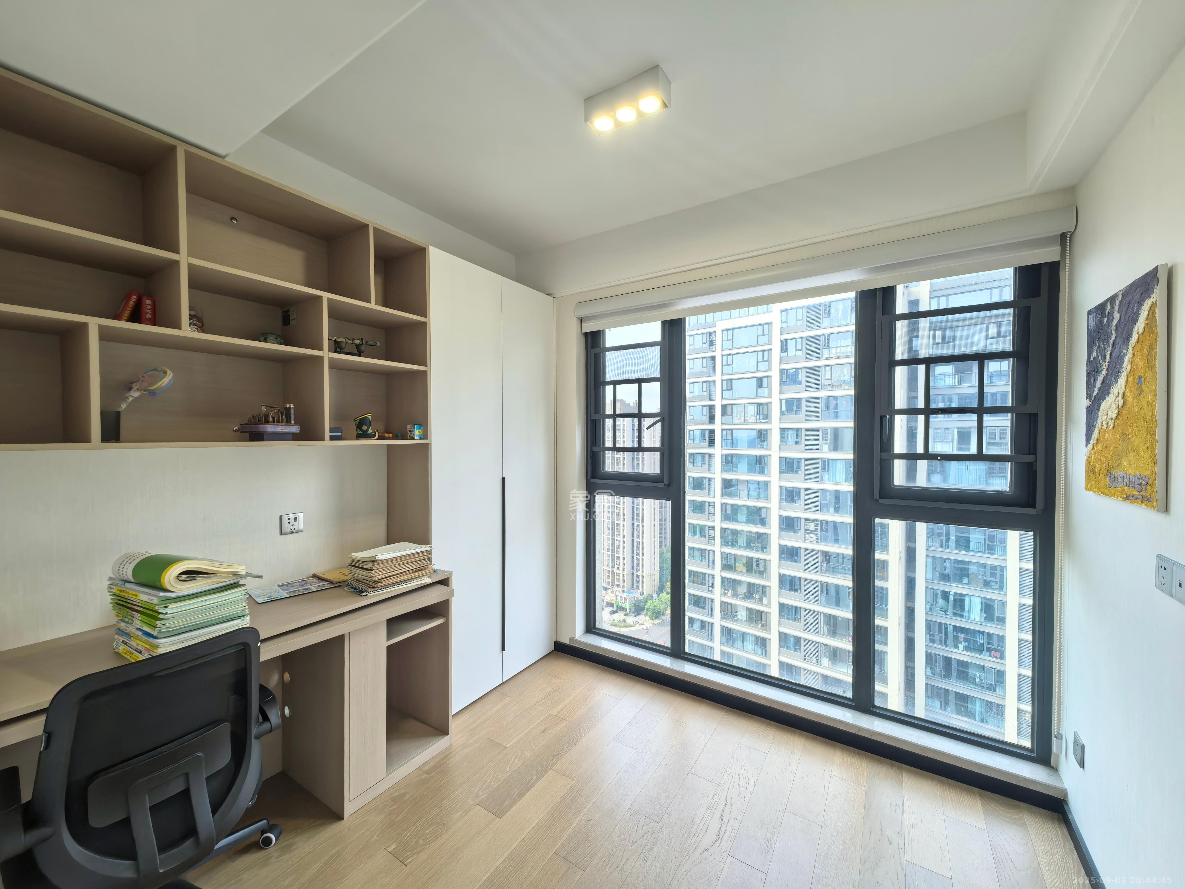 中海阅溪府  5室2厅2卫    6500.0元/月 中海阅溪府  5室2厅2卫    6500.0元/月室内图