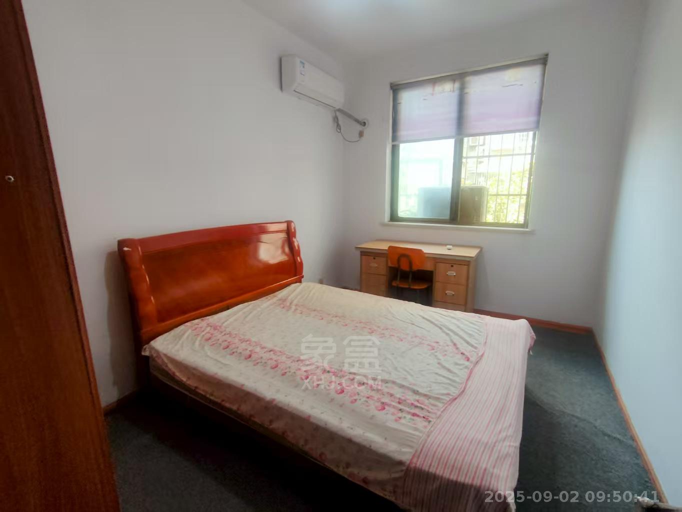 利江花园 4室2厅2卫 2000.0元/月 利江花园 4室2厅2卫 2000.0元/月室内图