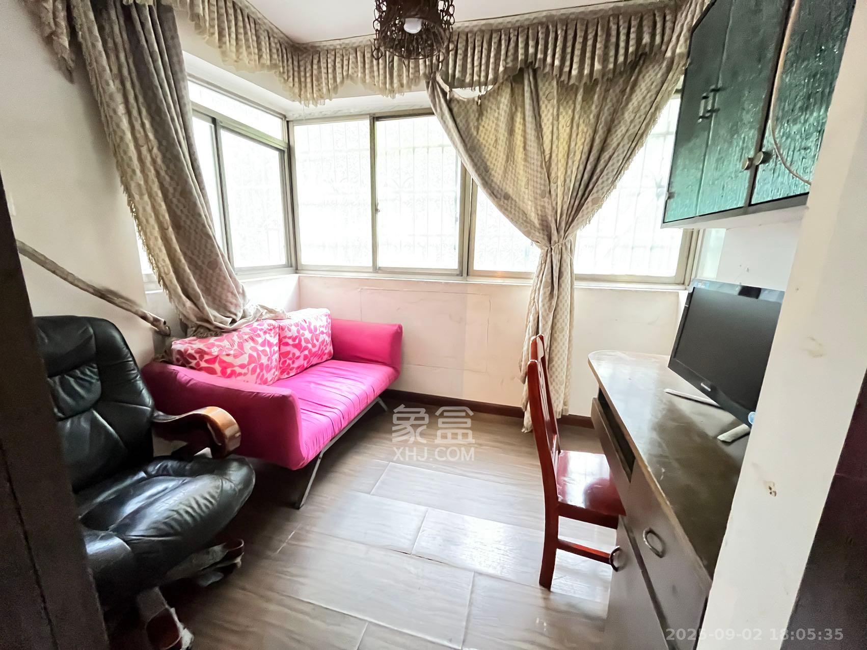 广福园  3室2厅1卫    2300.0元/月 广福园  3室2厅1卫    2300.0元/月室内图