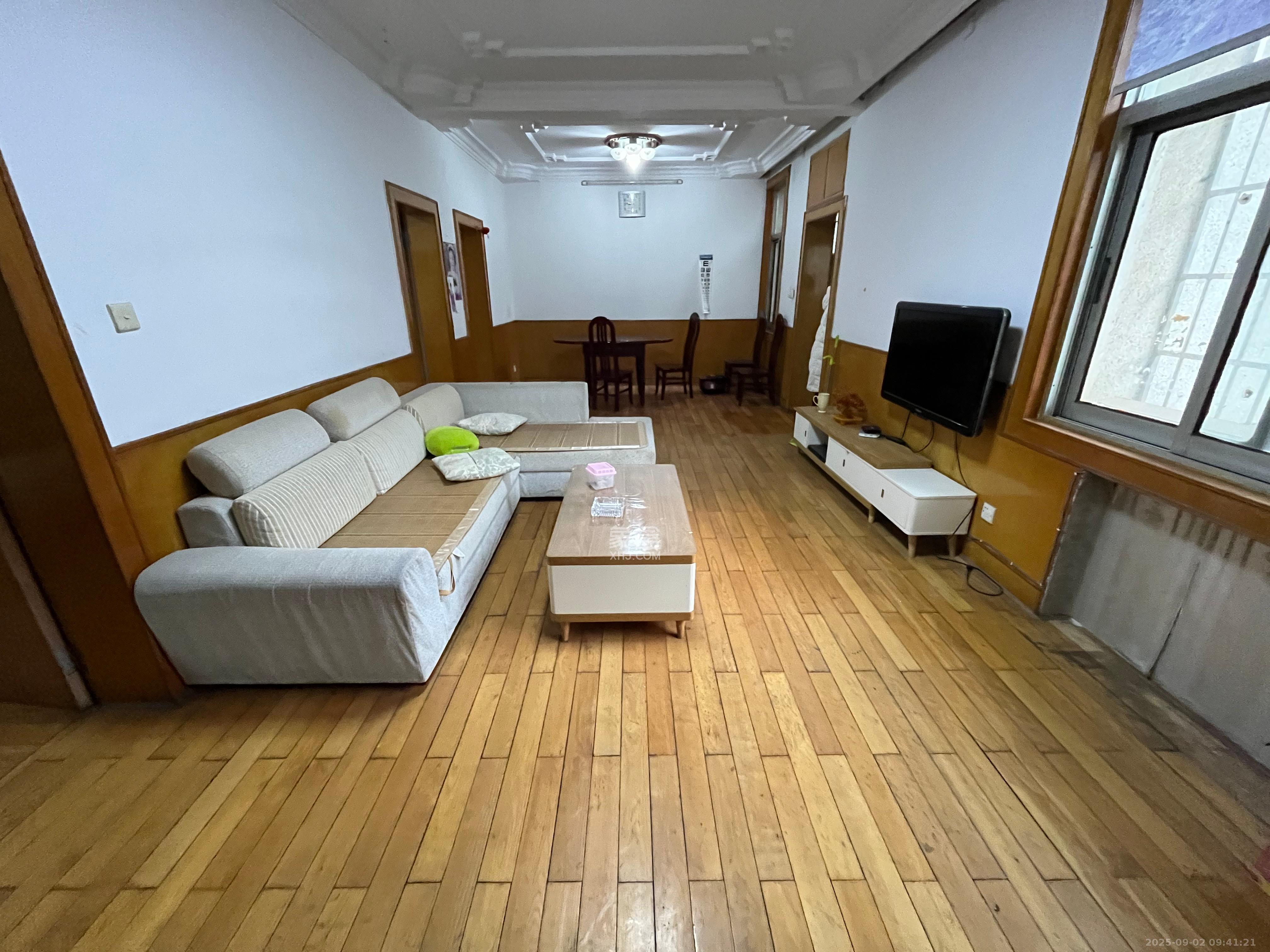 林业厅宿舍  3室2厅1卫    1800.0元/月室内图