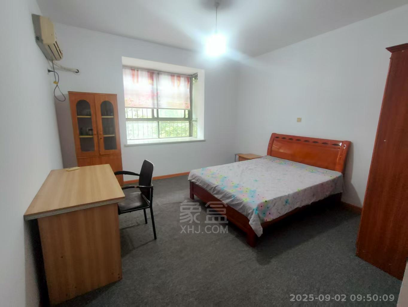 利江花园 4室2厅2卫 2000.0元/月 利江花园 4室2厅2卫 2000.0元/月室内图