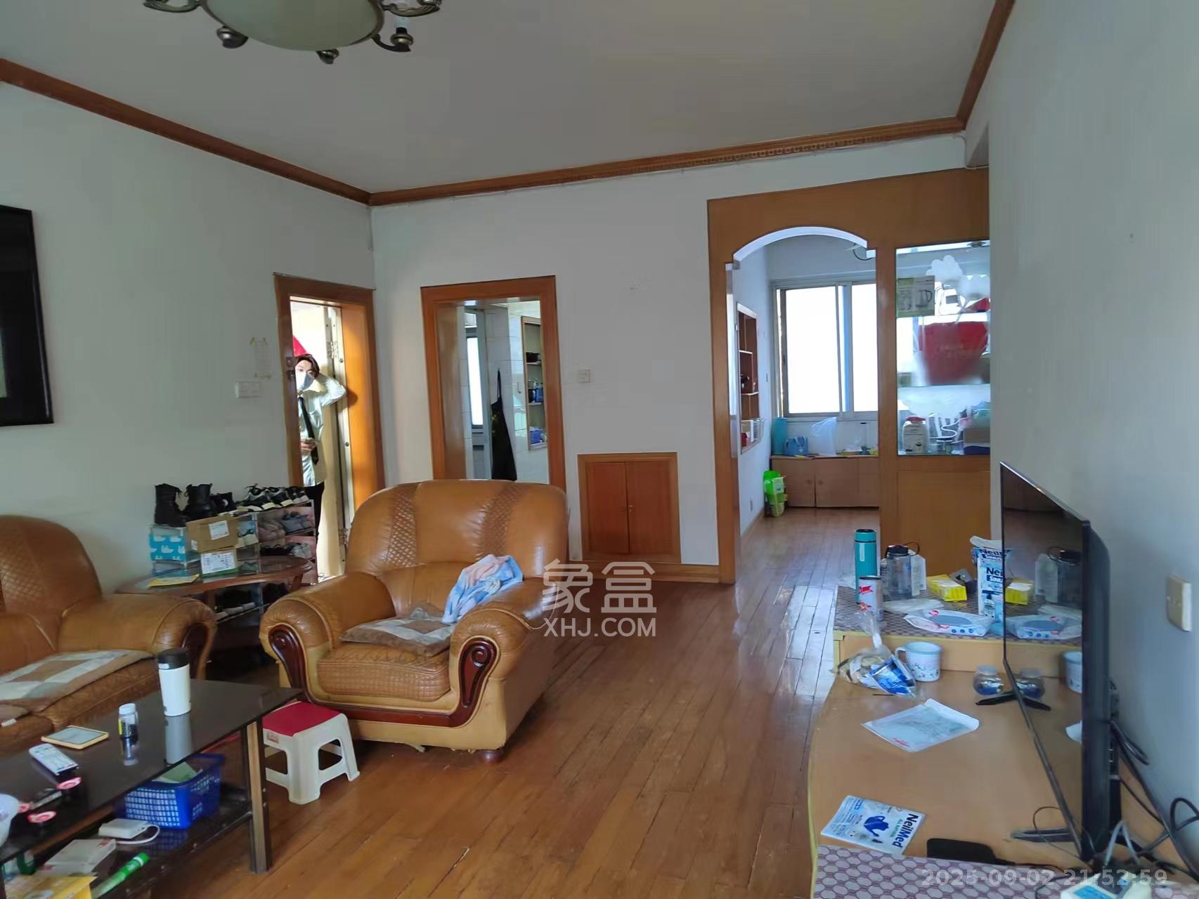 长沙理工大学东院西院  3室2厅2卫    1600.0元/月室内图