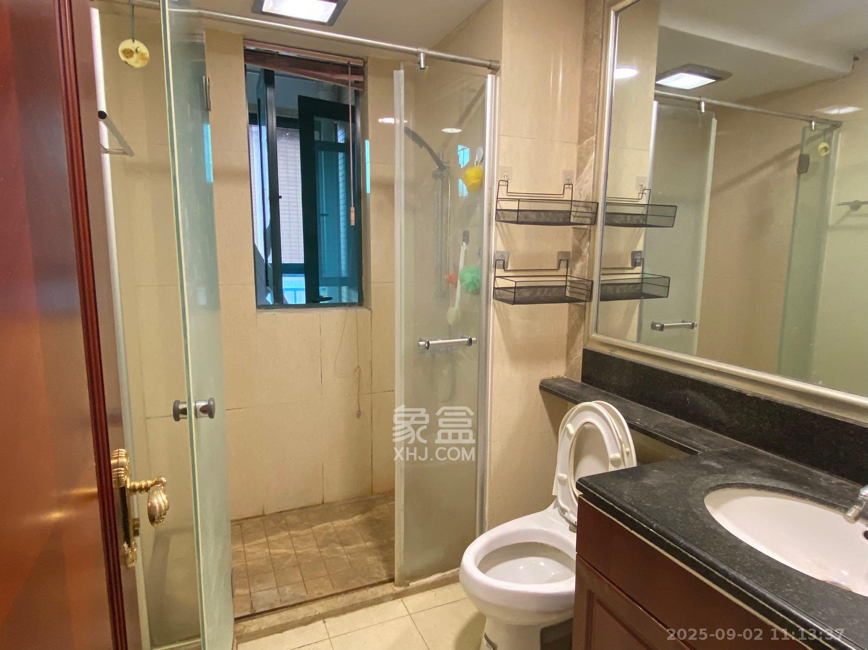 恒大城  3室2厅1卫    2200.0元/月室内图