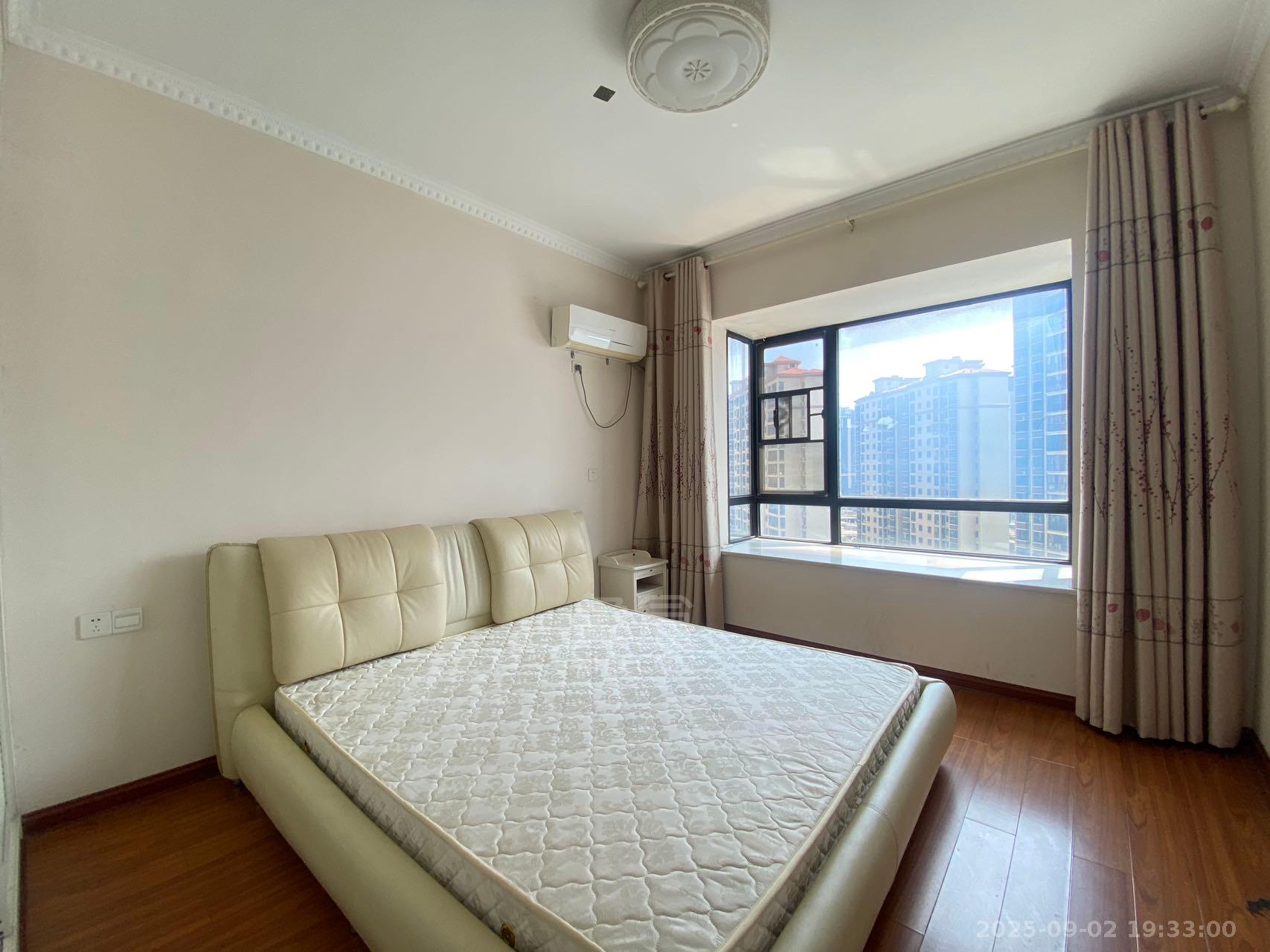 龙腾国际 2室2厅1卫 1700.0元/月 龙腾国际 2室2厅1卫 1700.0元/月室内图