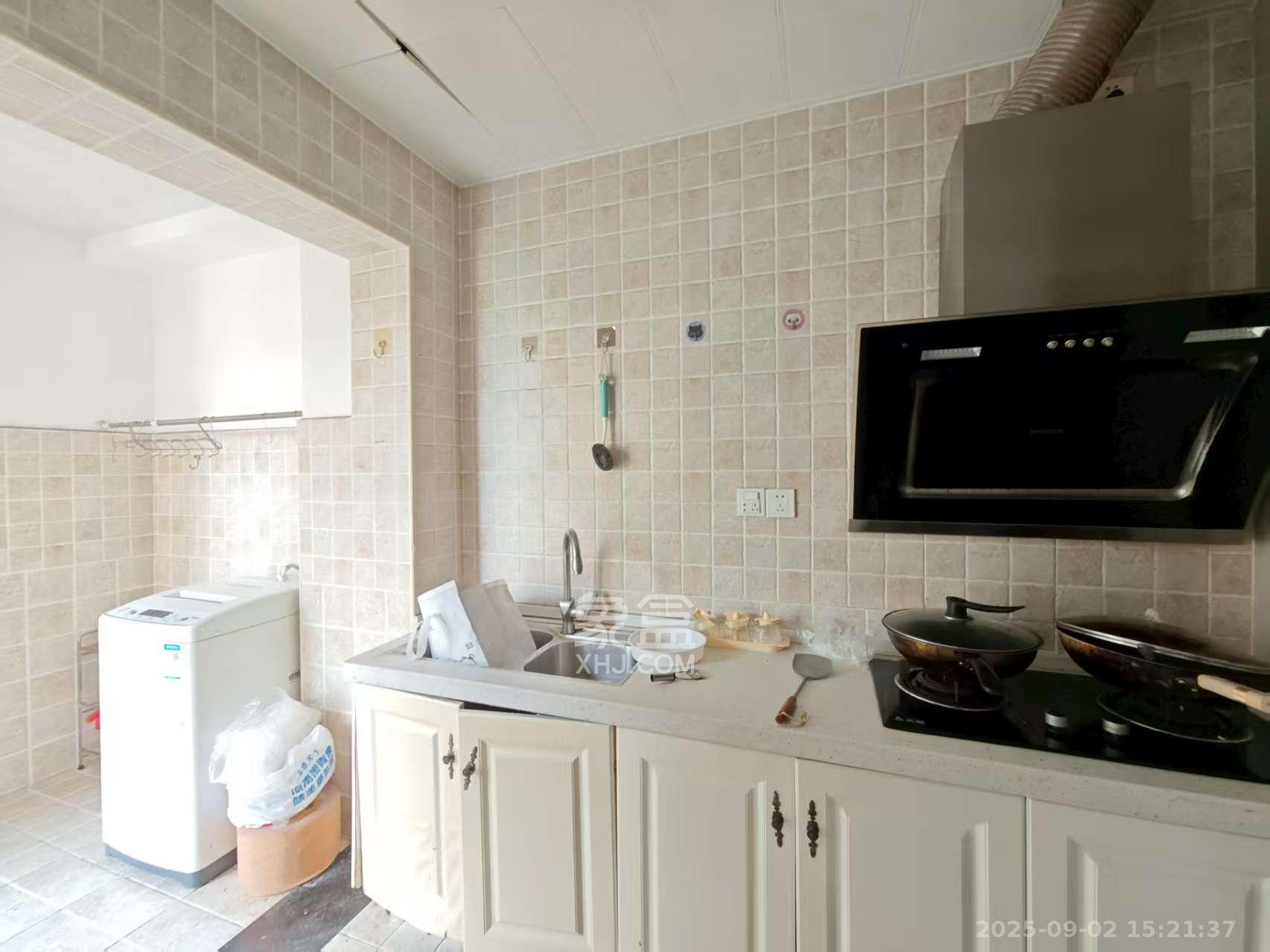 江山帝景哈佛  3室2厅2卫    2200.0元/月 江山帝景哈佛  3室2厅2卫    2200.0元/月室内图