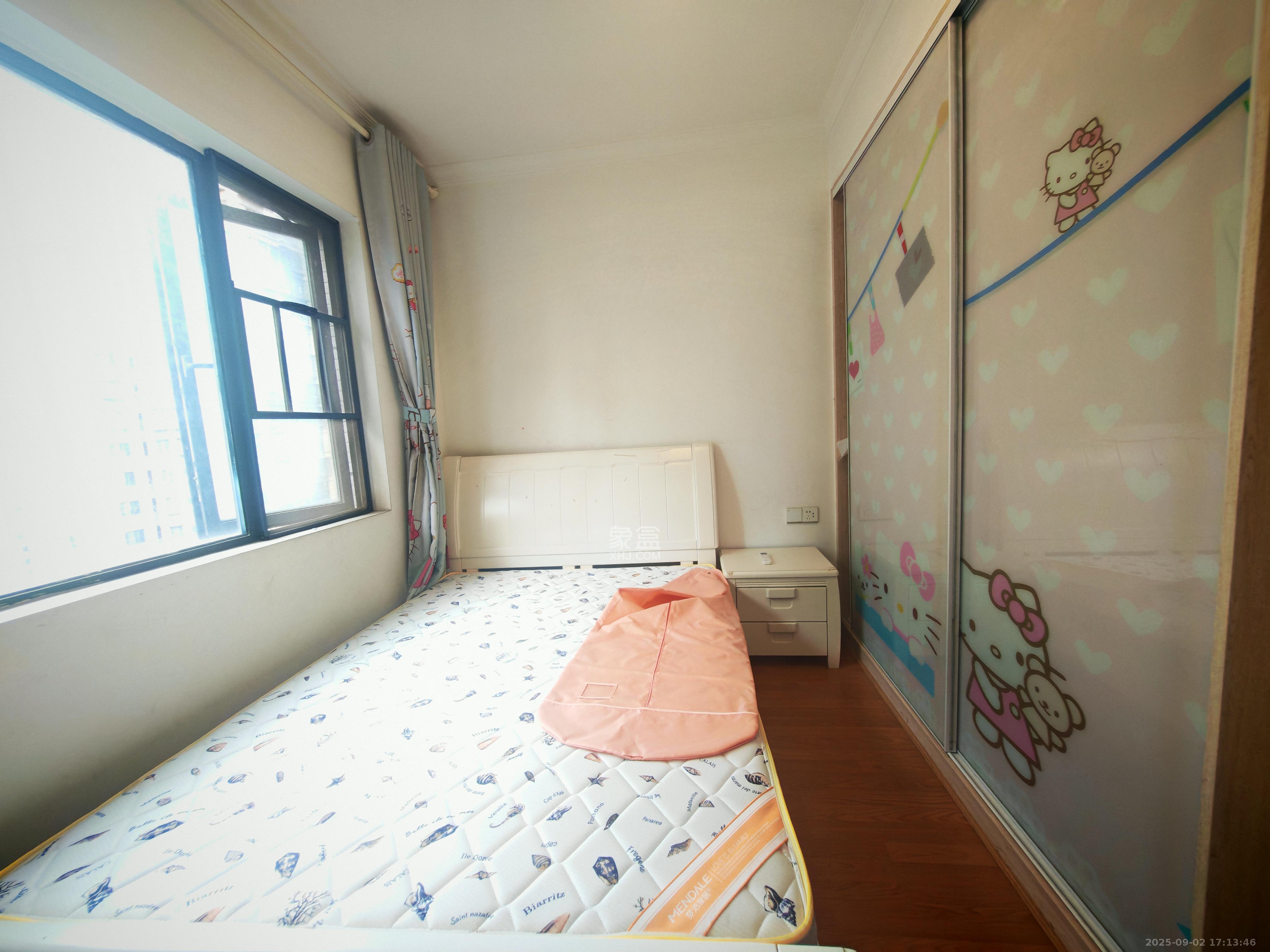 汇一城(汇壹公馆) 3室2厅2卫 2400.00元/月 汇一城(汇壹公馆) 3室2厅2卫 2400.00元/月室内图