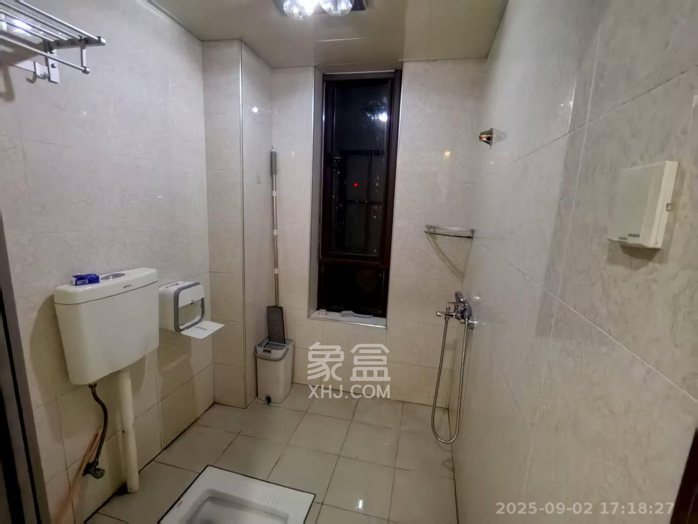 保利麓谷林语F区 4室2厅2卫 3000.0元/月 保利麓谷林语F区 4室2厅2卫 3000.0元/月室内图