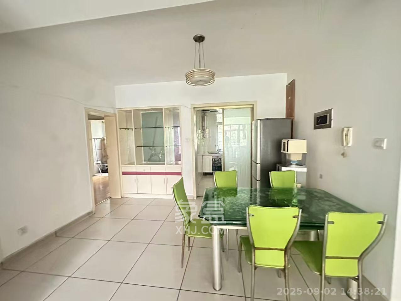 鄱阳小区 3室2厅1卫 1500.0元/月 鄱阳小区 3室2厅1卫 1500.0元/月室内图