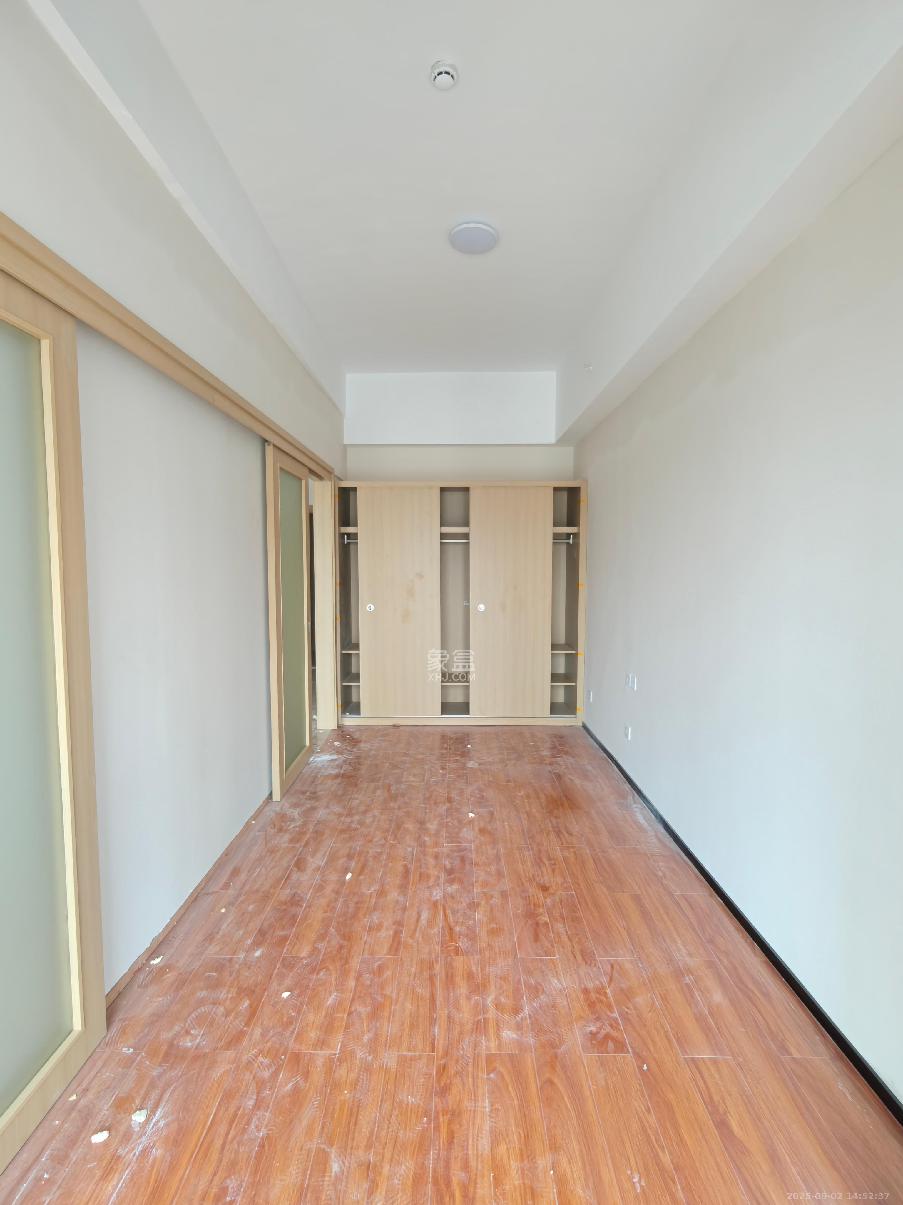 恒大珺悦府  1室1厅1卫    2500.0元/月 恒大珺悦府  1室1厅1卫    2500.0元/月室内图