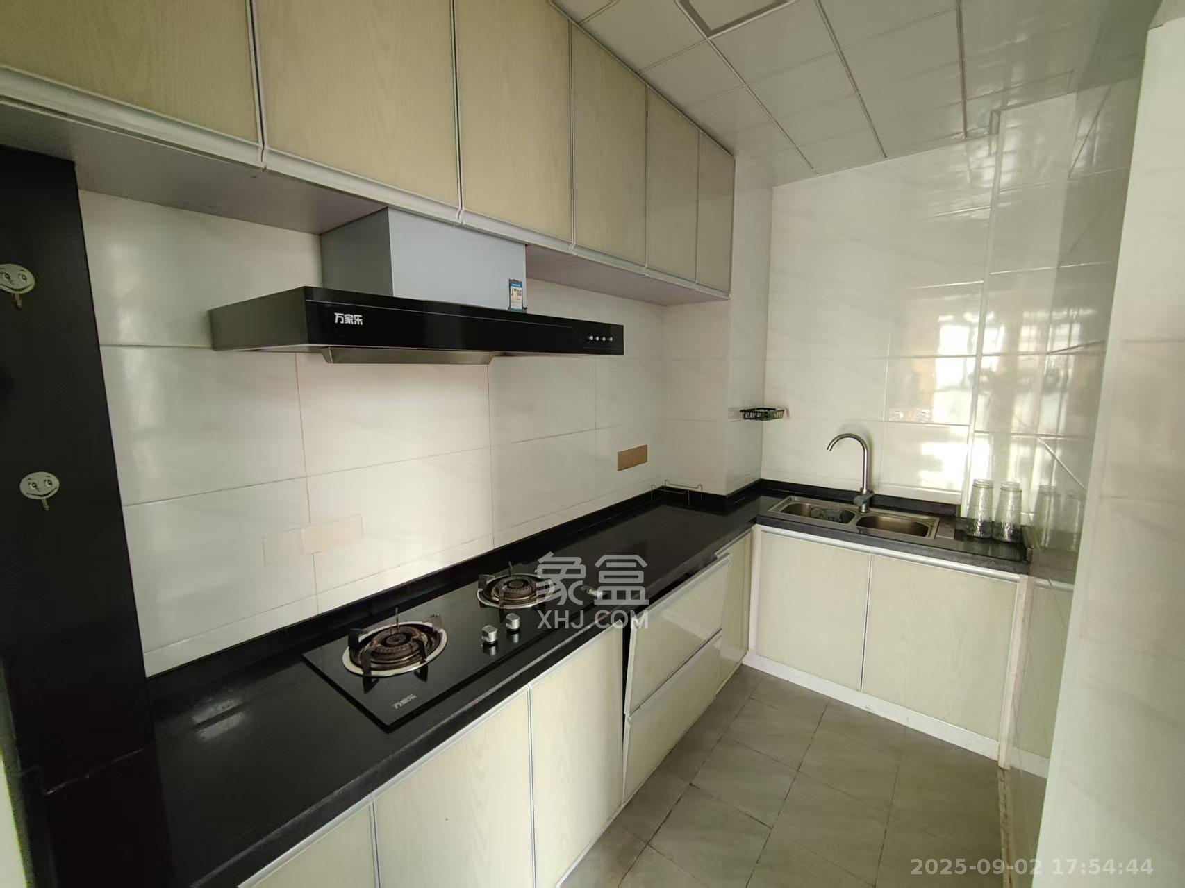 红星国际公馆 3室2厅2卫 2400.0元/月 红星国际公馆 3室2厅2卫 2400.0元/月室内图