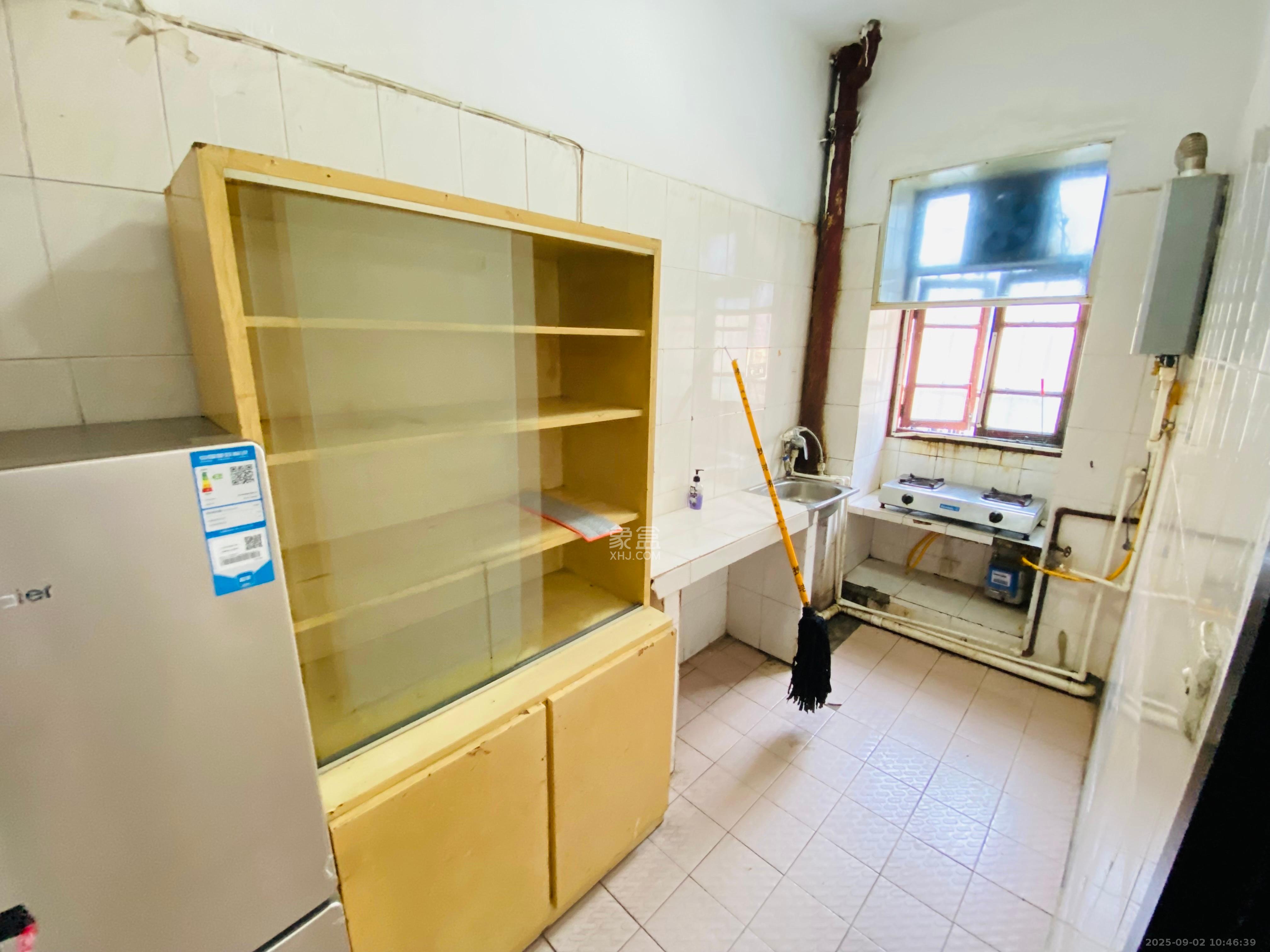 教育局宿舍(坡子街91号) 2室1厅1卫 2500.0元/月 教育局宿舍(坡子街91号) 2室1厅1卫 2500.0元/月室内图