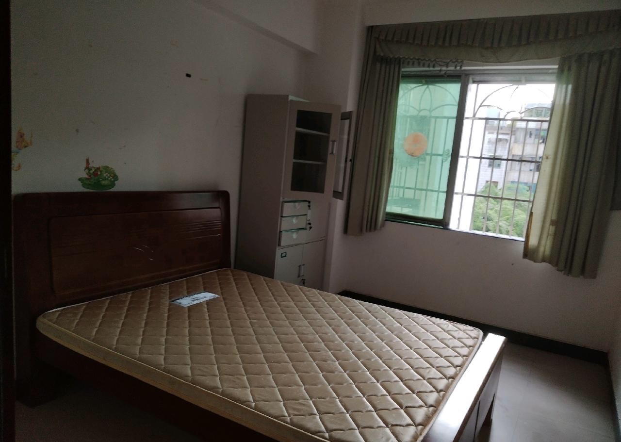 旭龙大厦  2室2厅1卫   1800.00元/月室内图