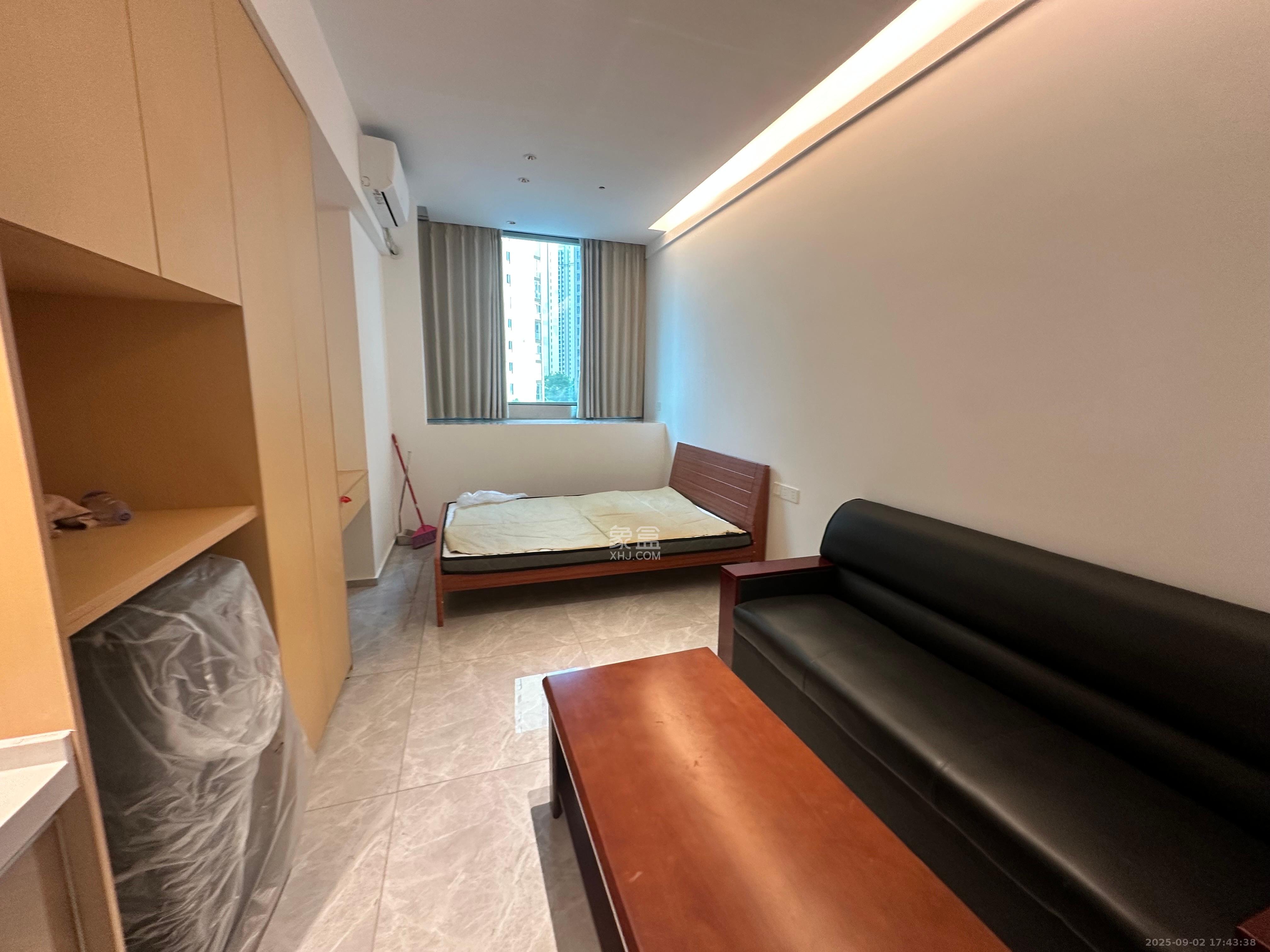 福晟翡翠湾 1室1厅1卫 1500.0元/月 福晟翡翠湾 1室1厅1卫 1500.0元/月室内图