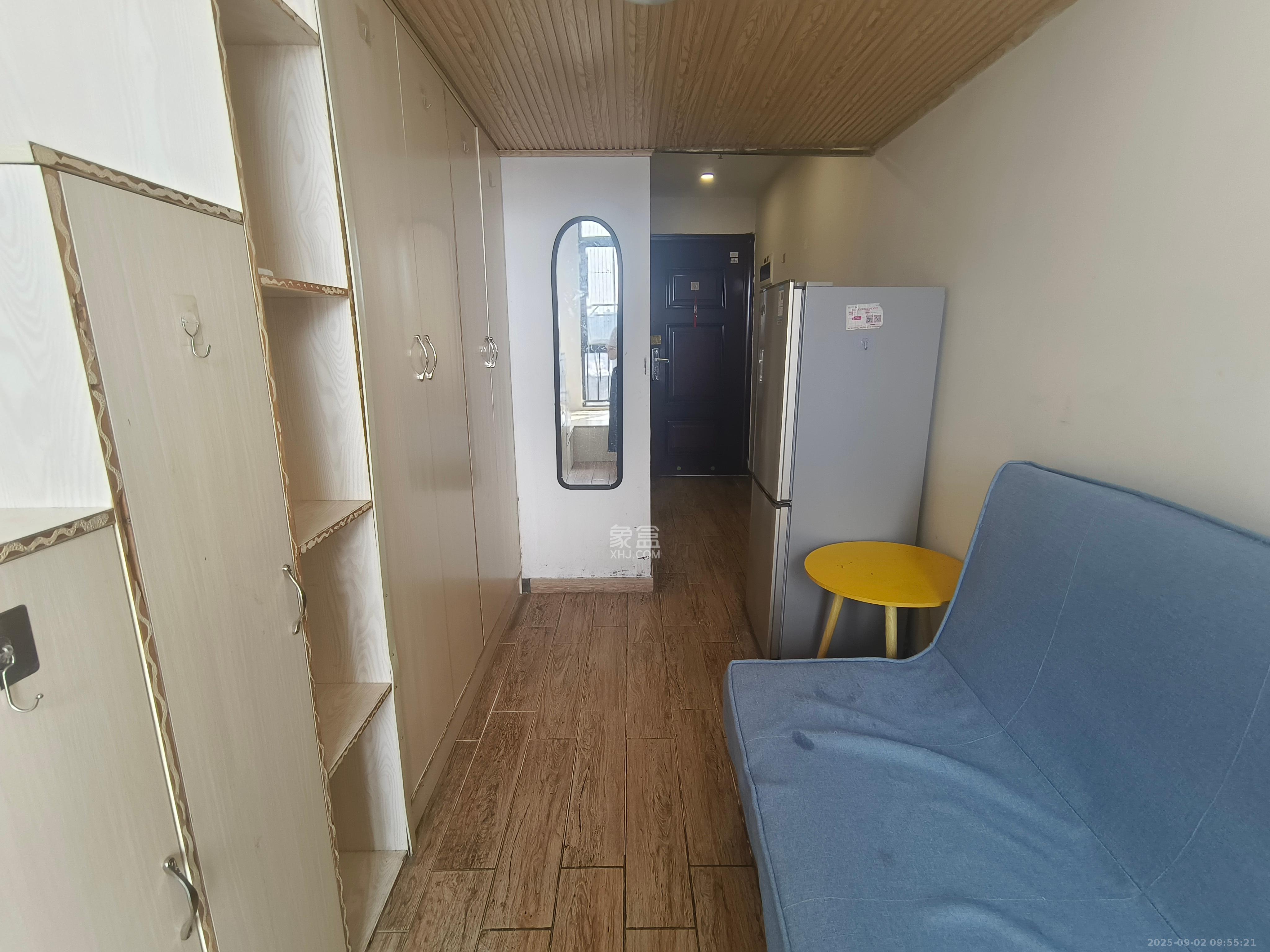 叠彩兰亭  1室1厅1卫    1300.0元/月室内图