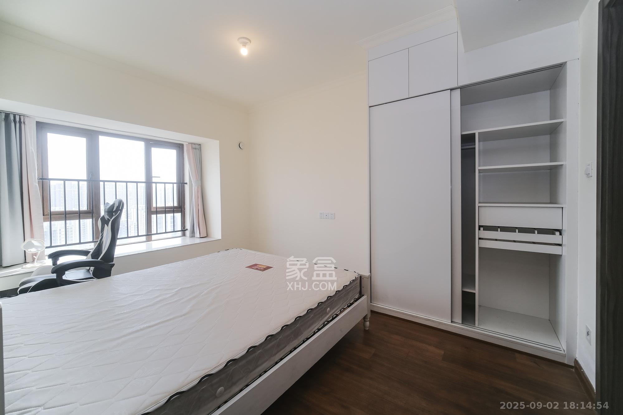 碧桂园翘楚棠  3室2厅2卫    85.0万 碧桂园翘楚棠  3室2厅2卫    85.0万卧室