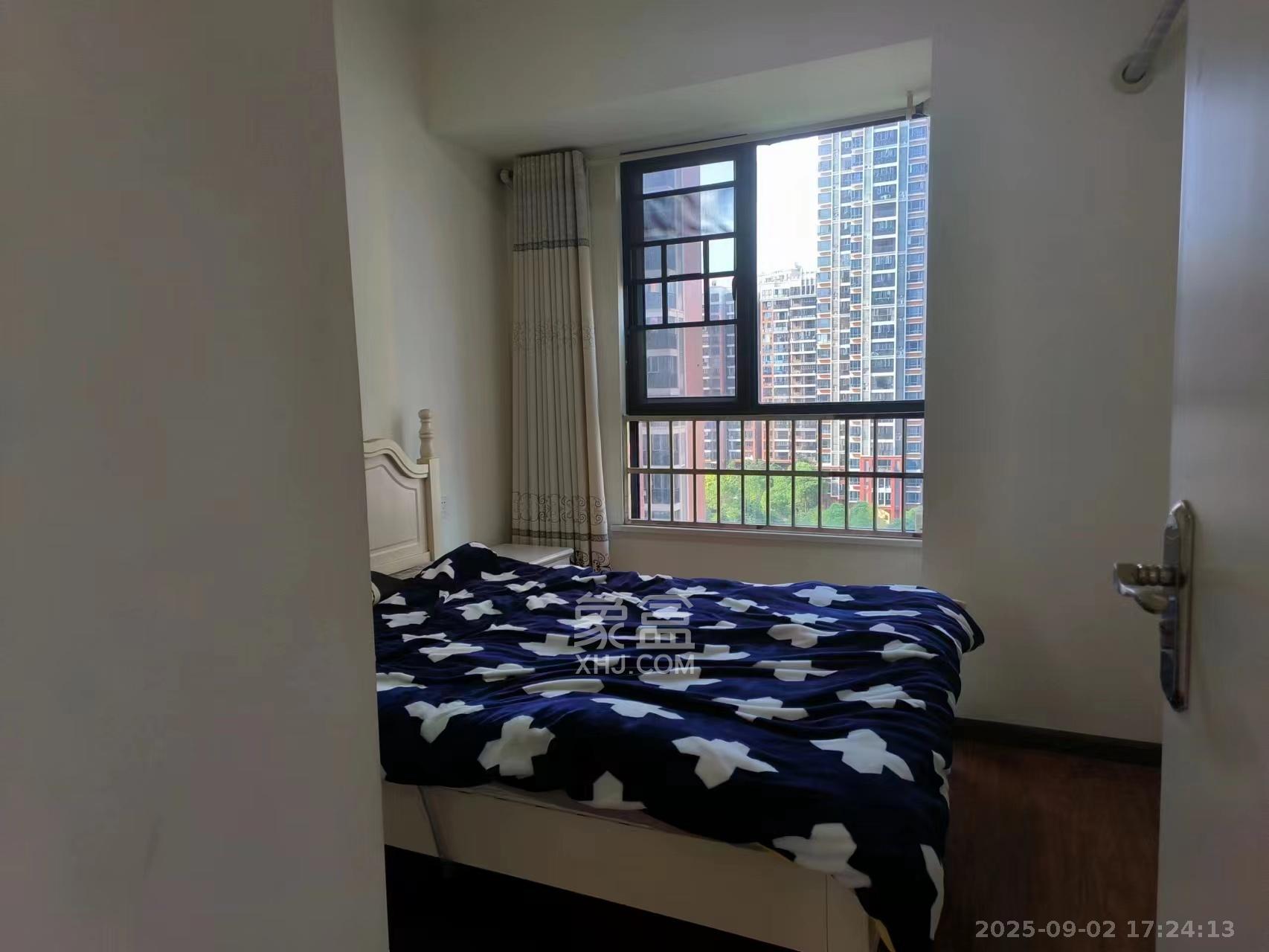 恒生碧水龙庭 3室2厅2卫 2100.0元/月 恒生碧水龙庭 3室2厅2卫 2100.0元/月室内图