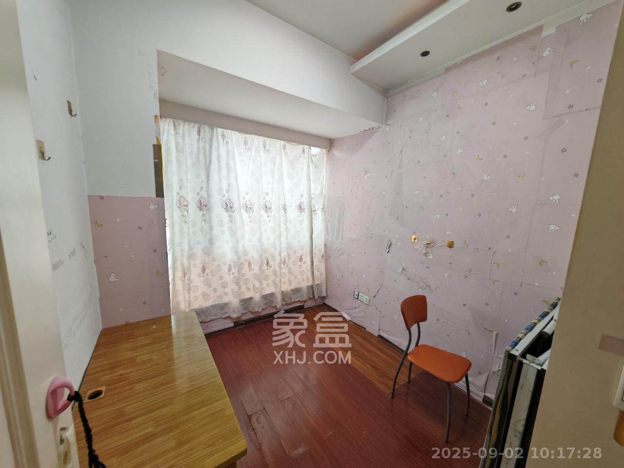 望兴景园一期  3室2厅1卫    2100.0元/月室内图