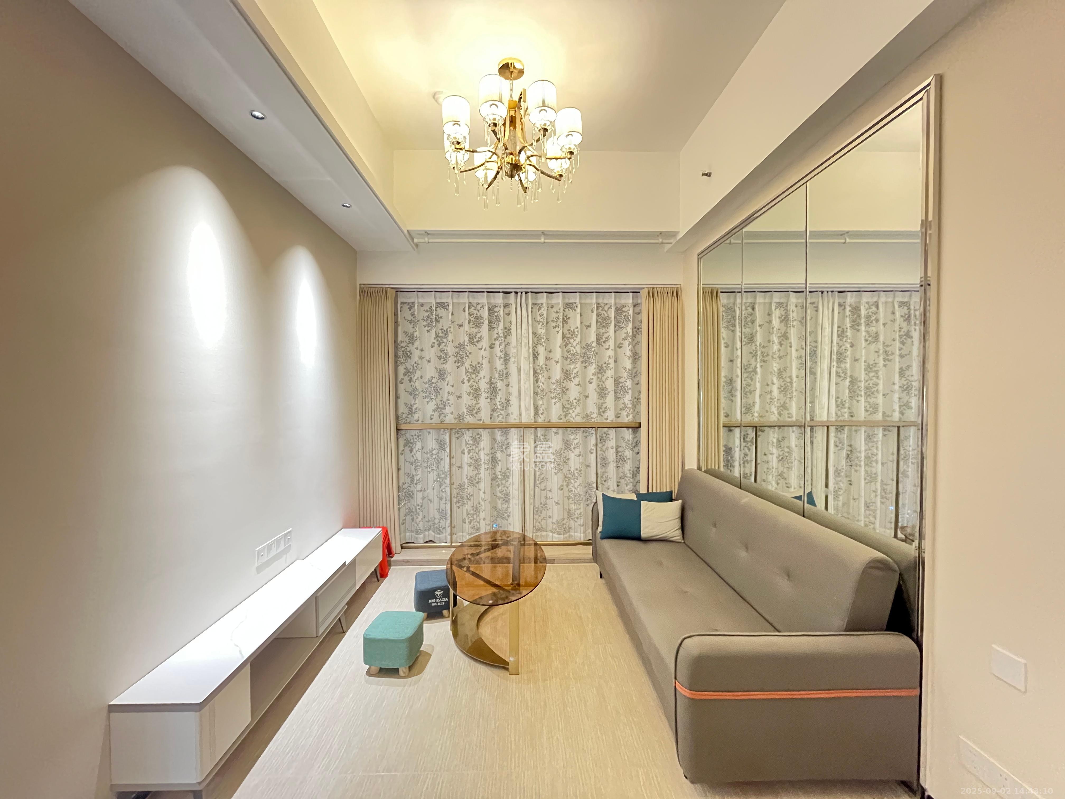 恒大珺悦府  2室2厅1卫    2500.0元/月 恒大珺悦府  2室2厅1卫    2500.0元/月室内图1