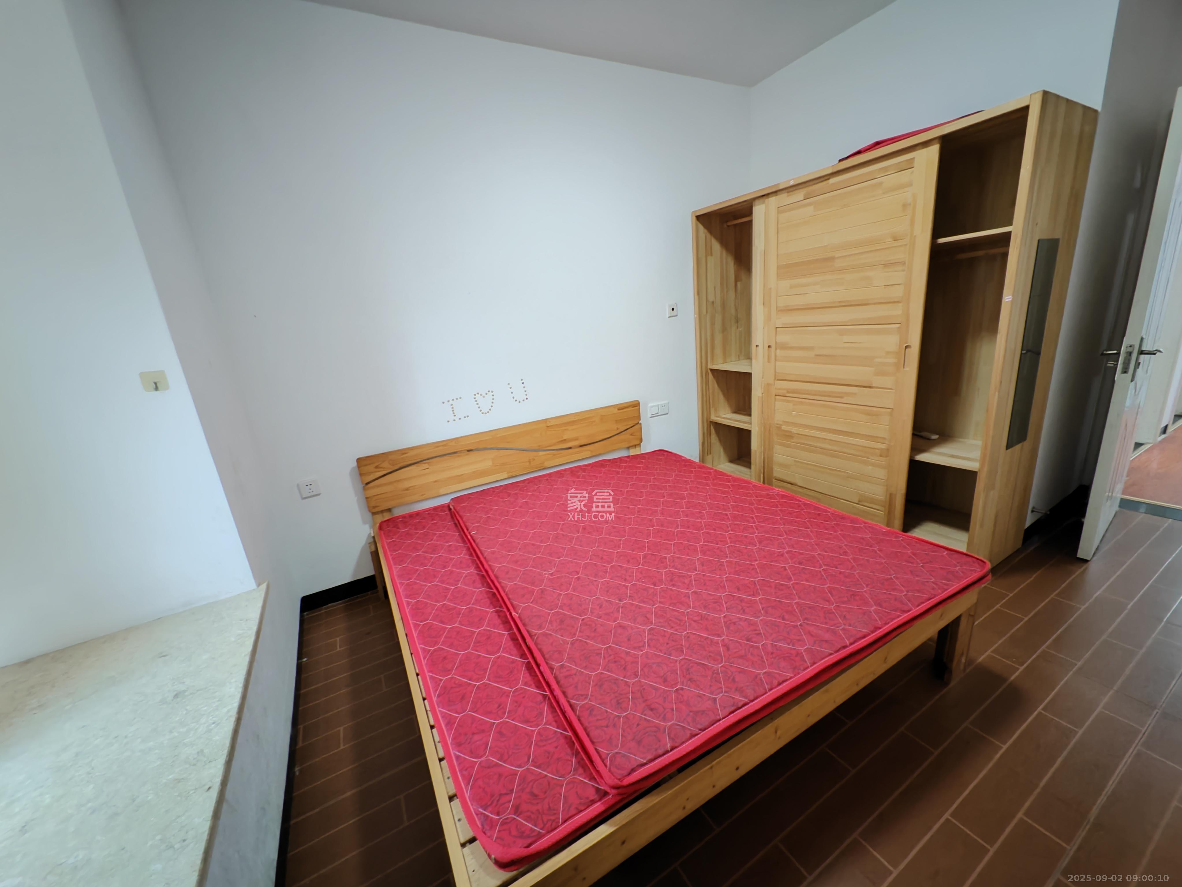 上河国际C区 3室1厅1卫 2200.0元/月 上河国际C区 3室1厅1卫 2200.0元/月室内图