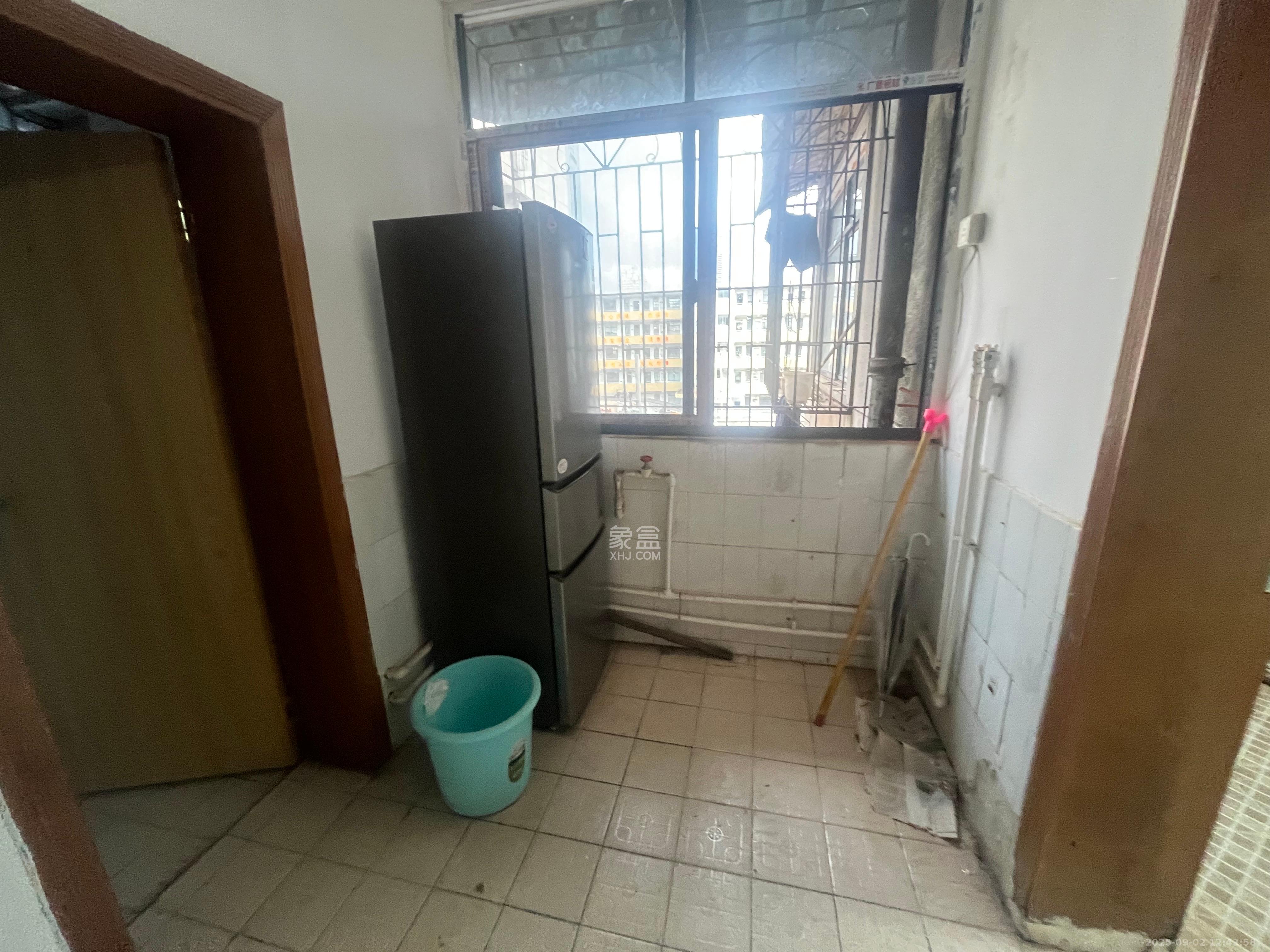 省军区宿舍 1室0厅0卫 3000.0元/月 省军区宿舍 1室0厅0卫 3000.0元/月室内图