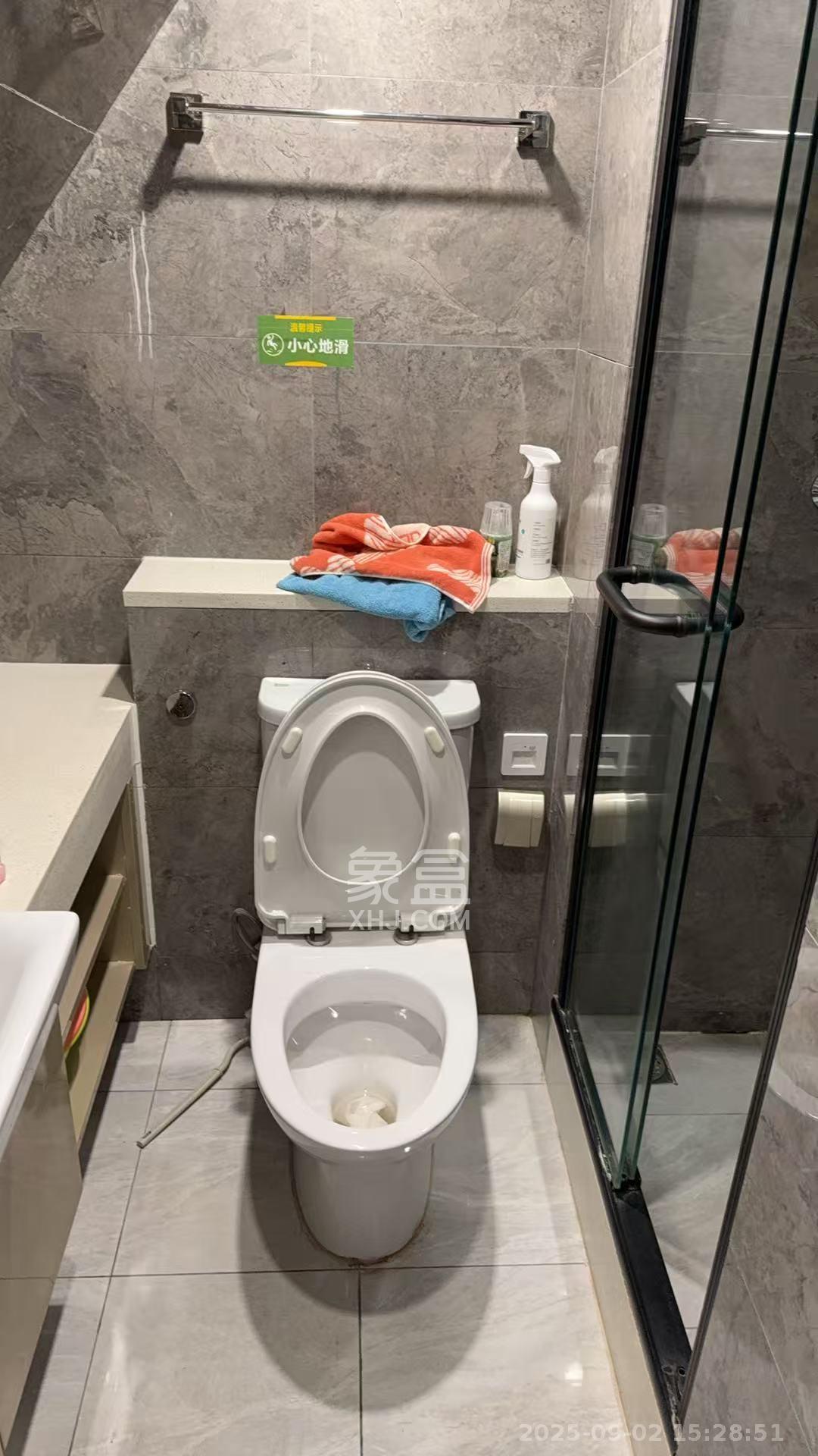 华远华时代 2室2厅2卫 2800.0元/月 华远华时代 2室2厅2卫 2800.0元/月室内图