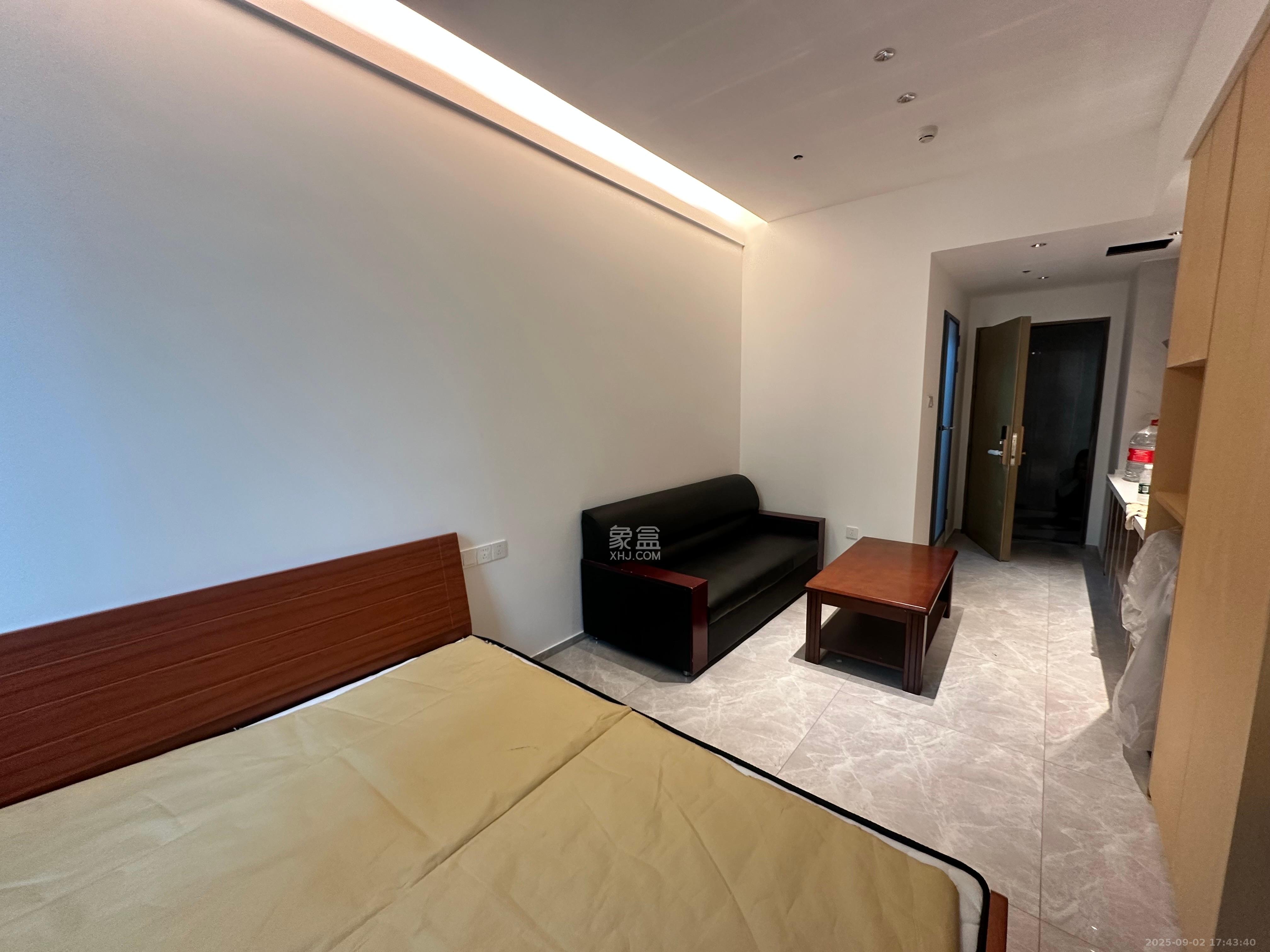 福晟翡翠湾 1室1厅1卫 1500.0元/月 福晟翡翠湾 1室1厅1卫 1500.0元/月室内图