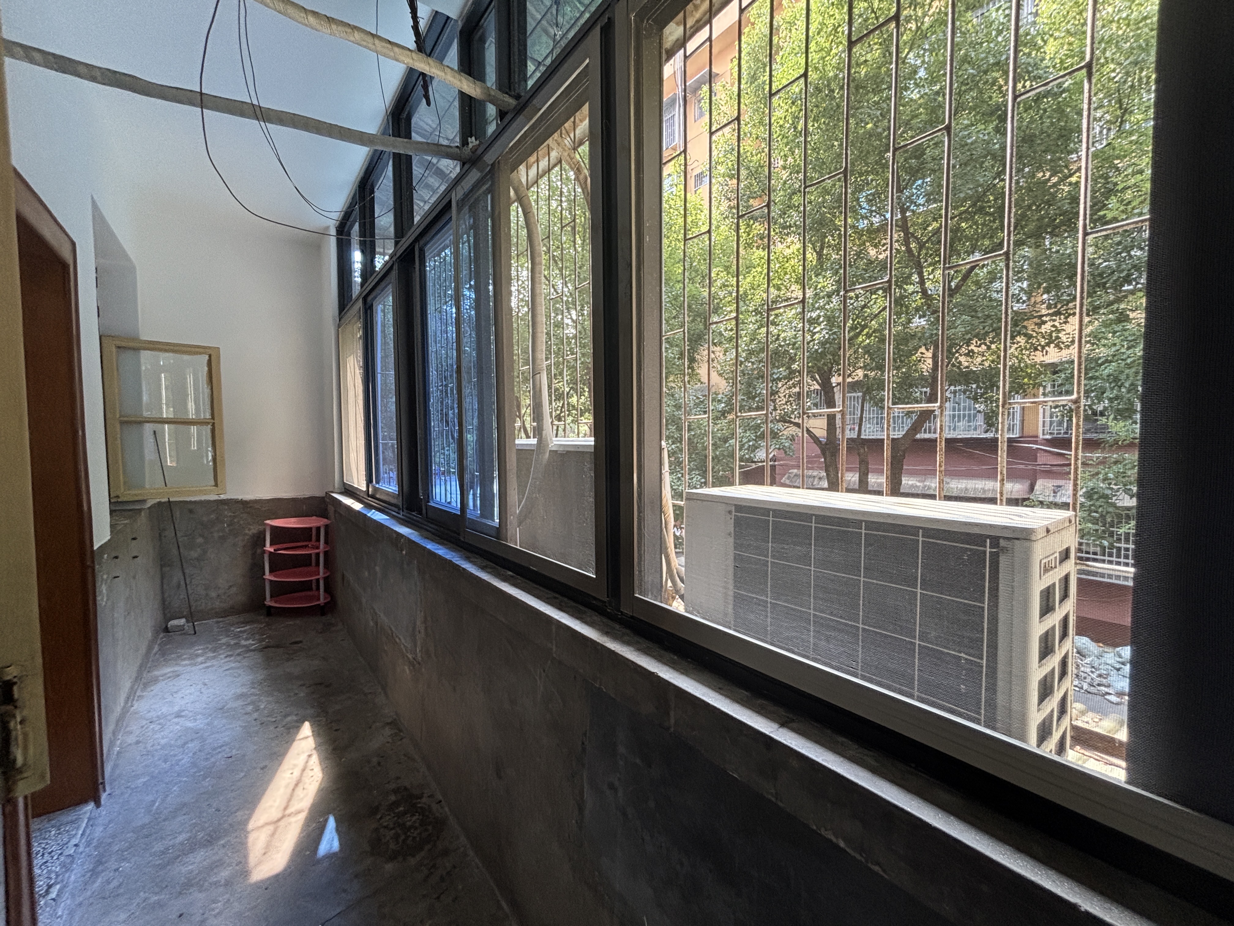 娄底市供销大院家属楼 2室2厅1卫 800.0元/月 娄底市供销大院家属楼 2室2厅1卫 800.0元/月室内图