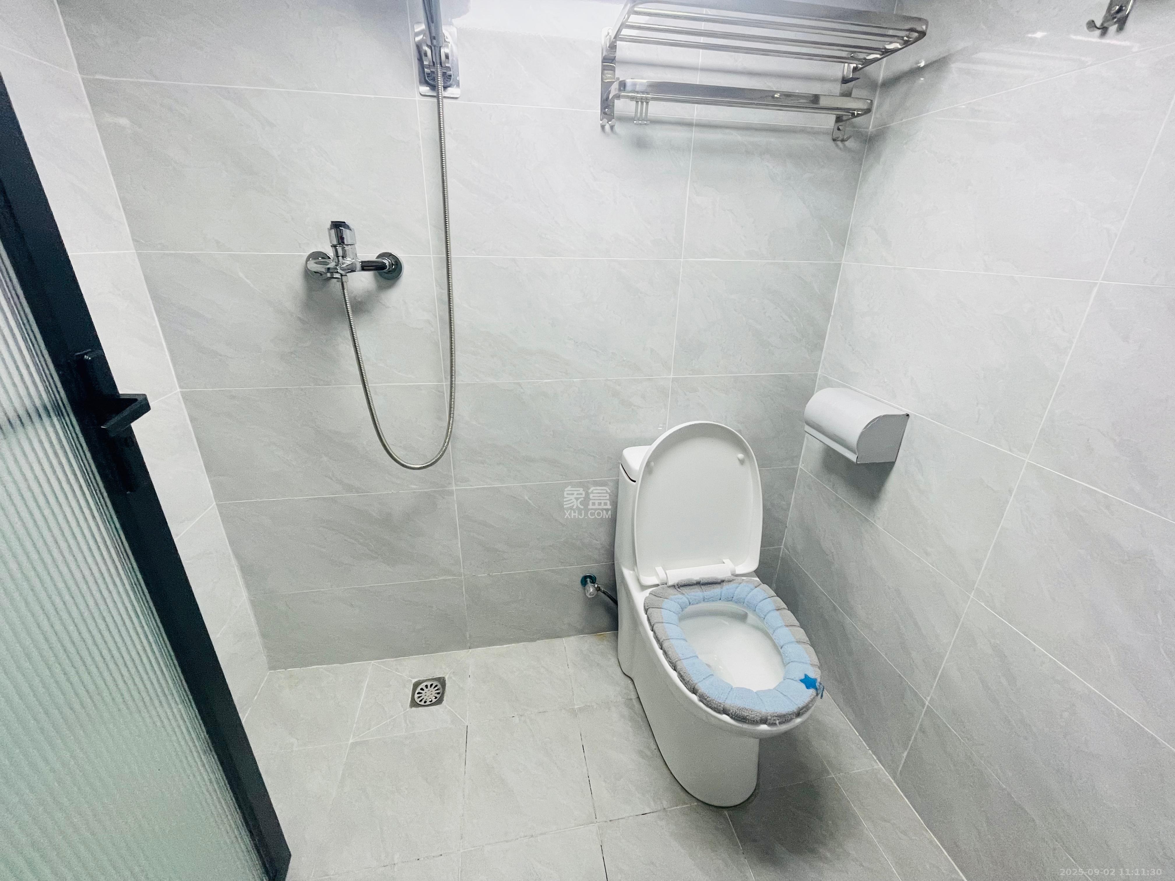 中国铁建湘语梅溪  2室2厅2卫   1800.00元/月室内图