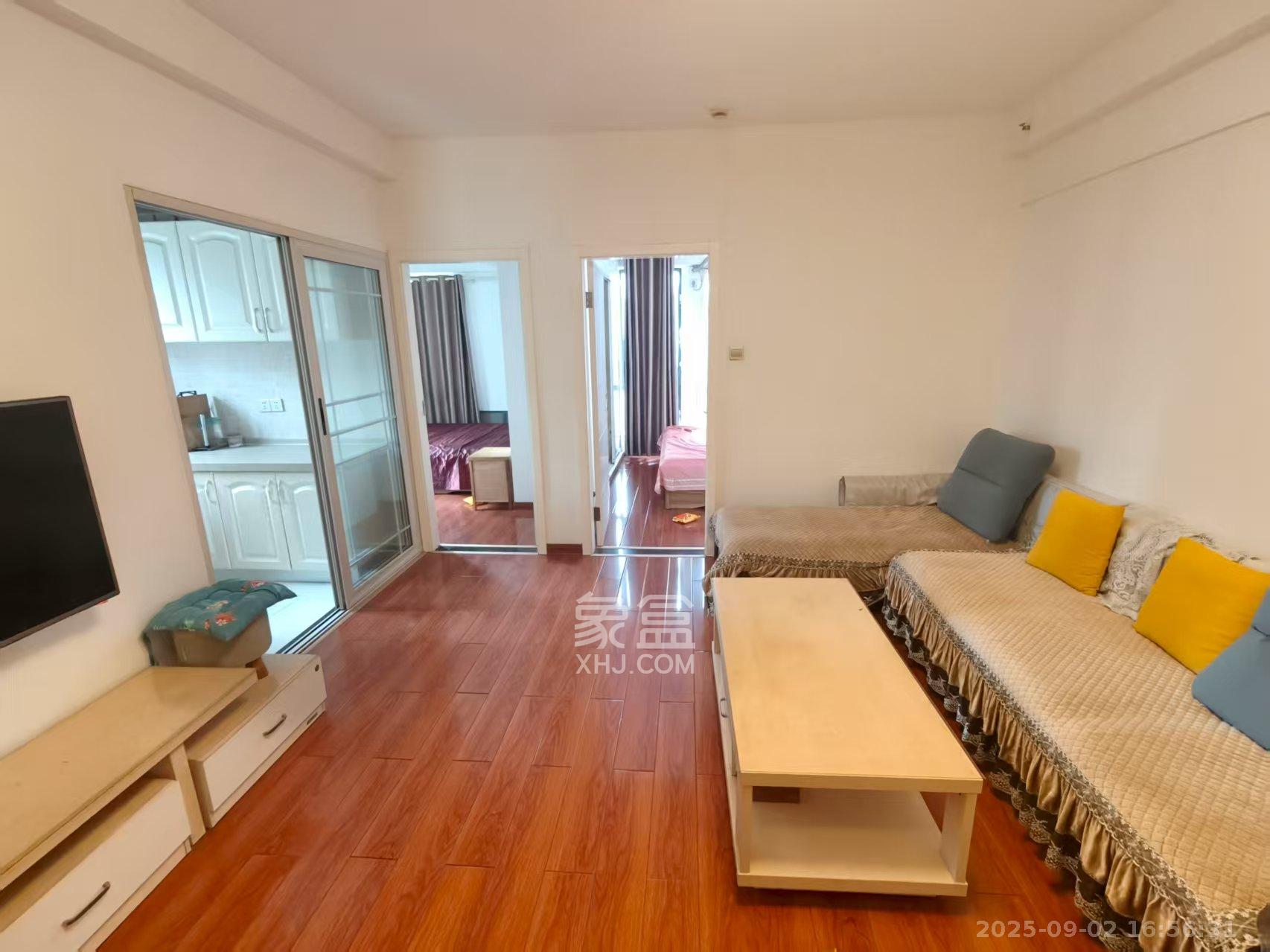 鑫远微中心  2室1厅1卫    1800.0元/月室内图