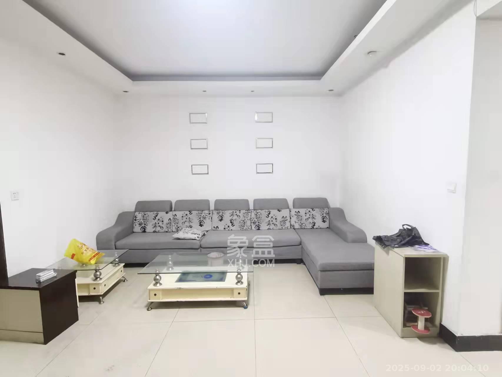 马王堆陶瓷建材新城  3室2厅1卫    1800.0元/月 马王堆陶瓷建材新城  3室2厅1卫    1800.0元/月室内图