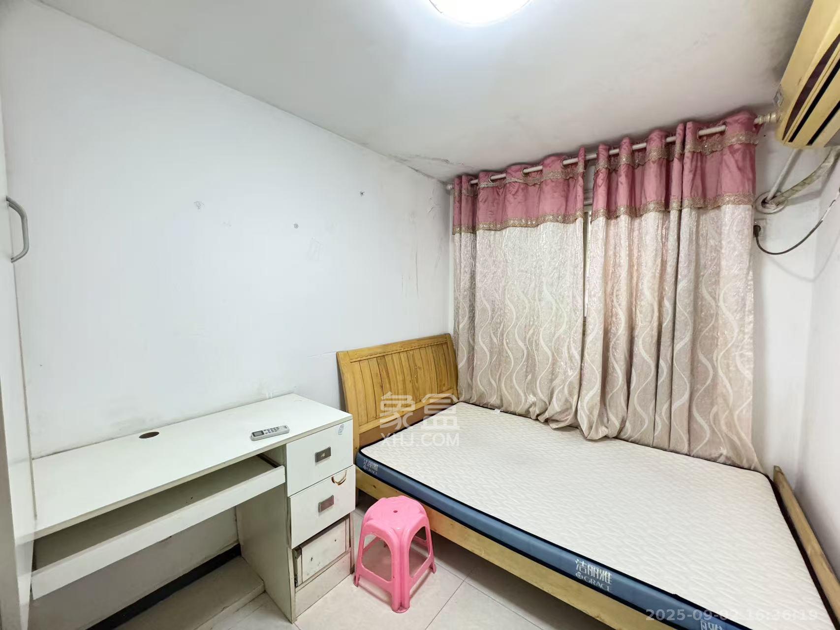 恩瑞麓山名园(龙王港小区) 2室1厅1卫 1600.0元/月 恩瑞麓山名园(龙王港小区) 2室1厅1卫 1600.0元/月室内图