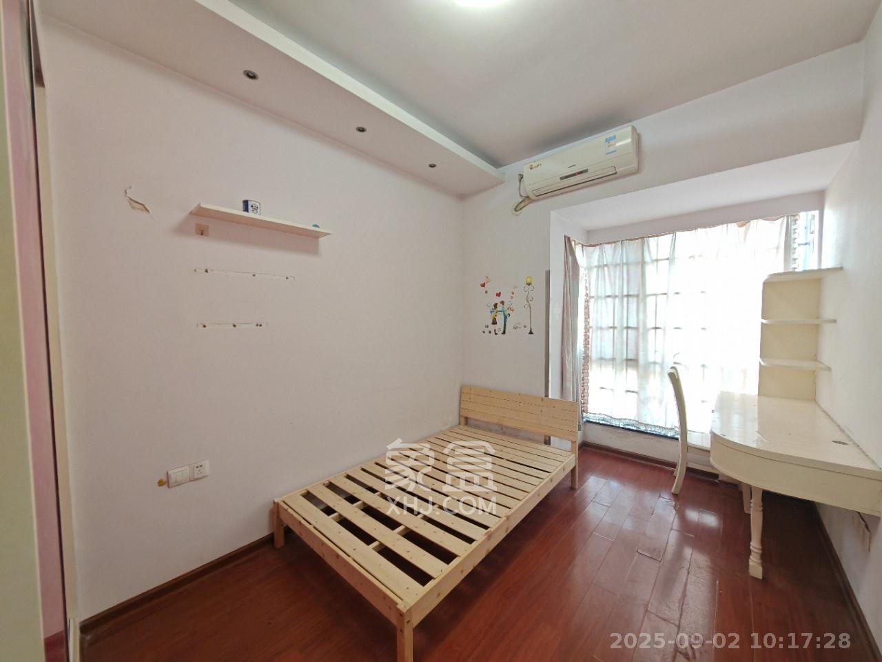 望兴景园一期  3室2厅1卫    2100.0元/月室内图