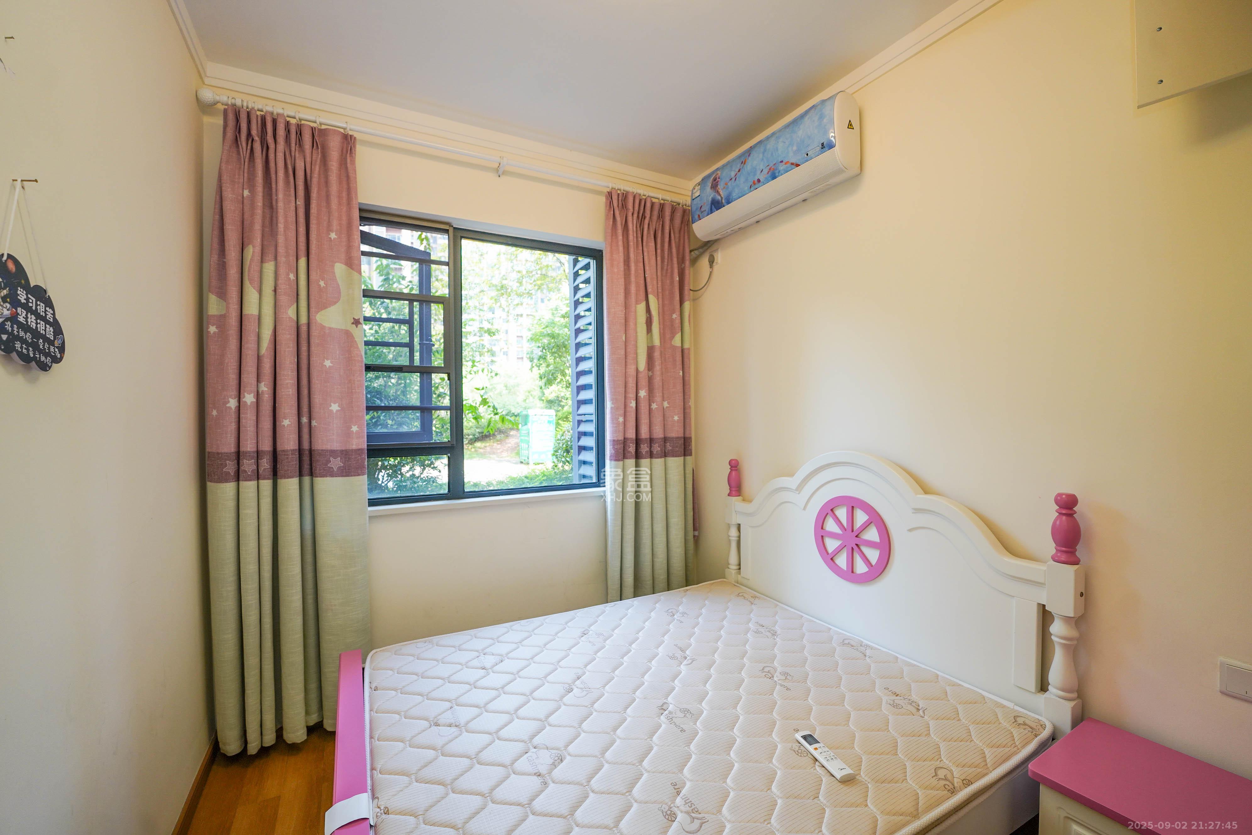 中建璟和城  4室2厅2卫    98.0万 中建璟和城  4室2厅2卫    98.0万卧室