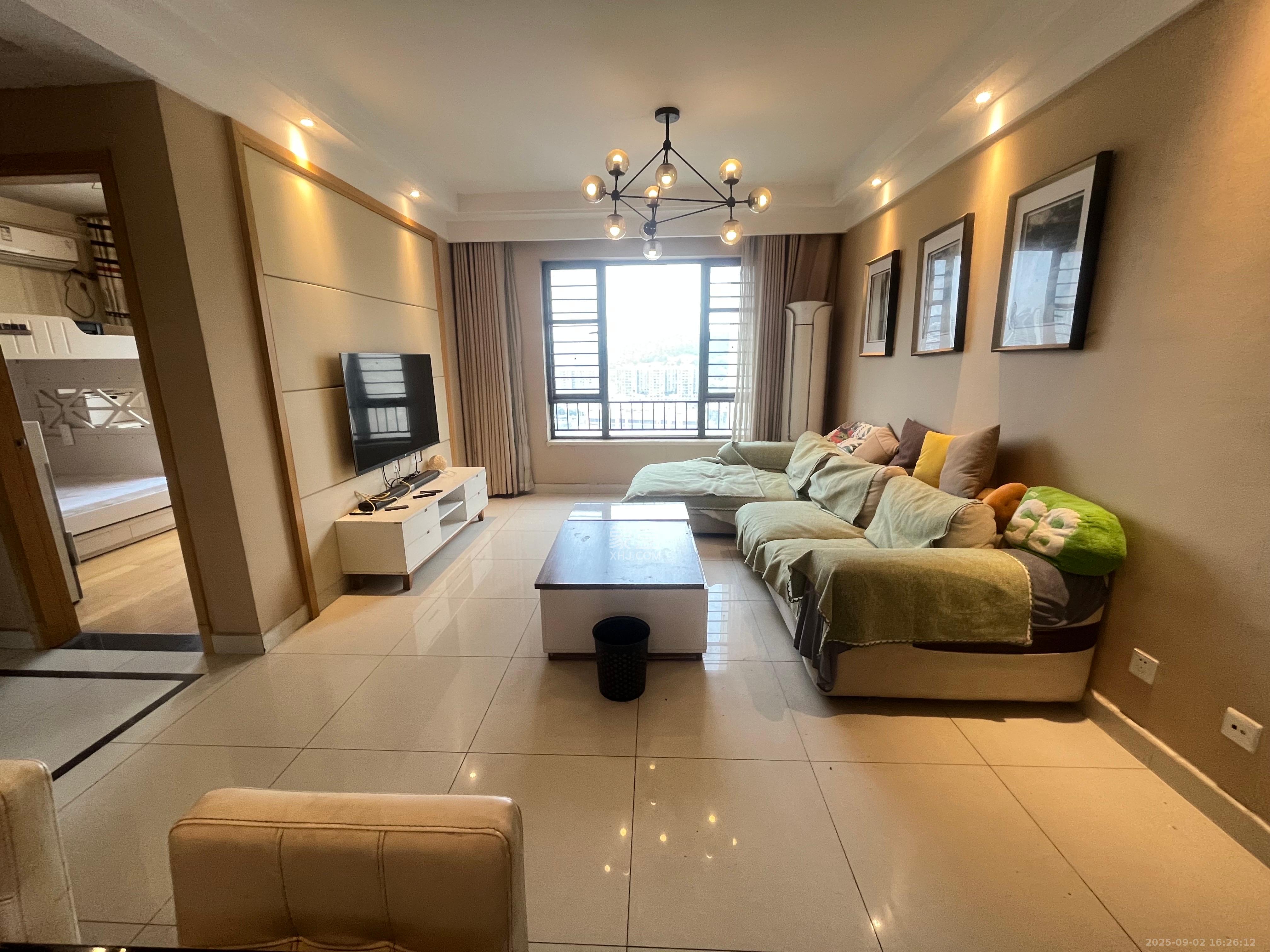 中海国际三期  3室2厅1卫    2200.0元/月 中海国际三期  3室2厅1卫    2200.0元/月