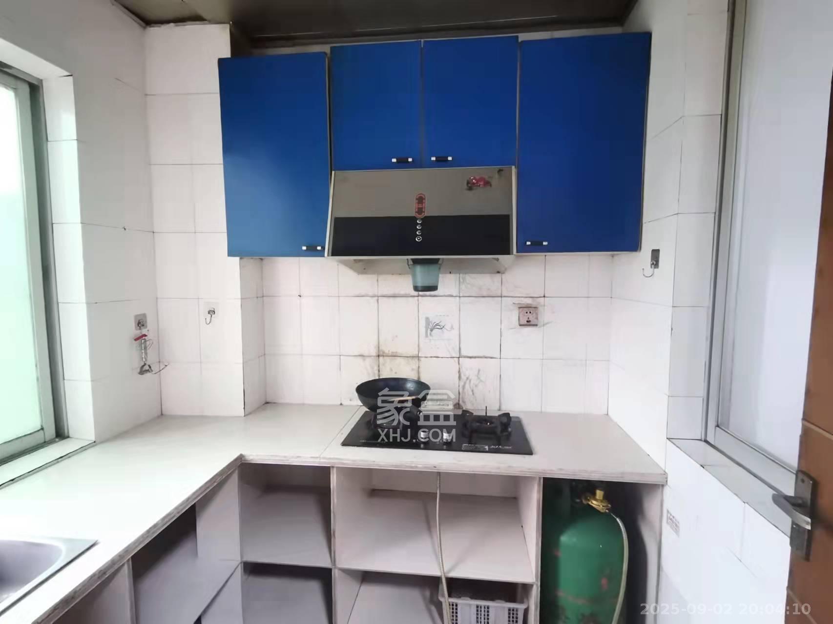马王堆陶瓷建材新城  3室2厅1卫   1800.00元/月室内图