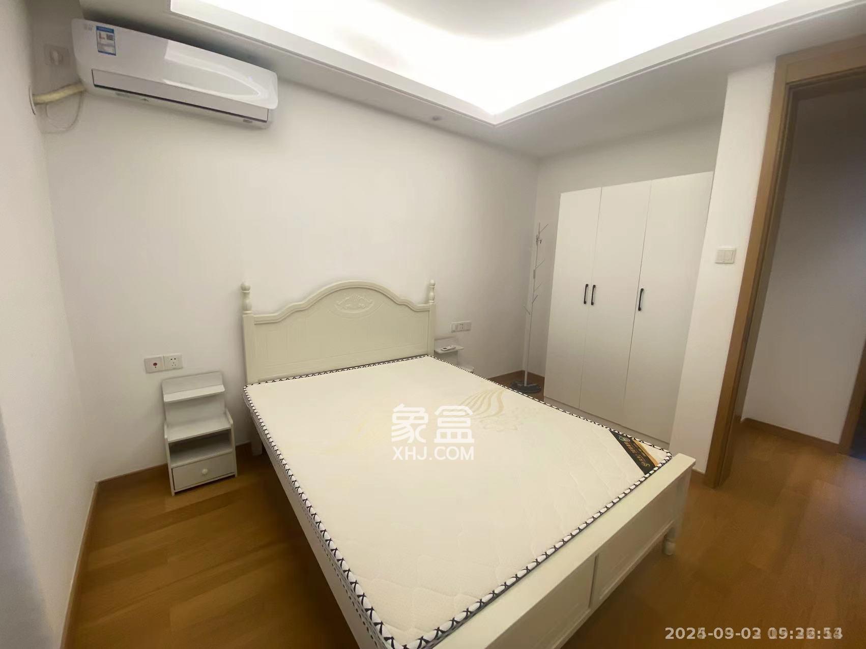 新力紫园  3室2厅1卫   3200.00元/月室内图