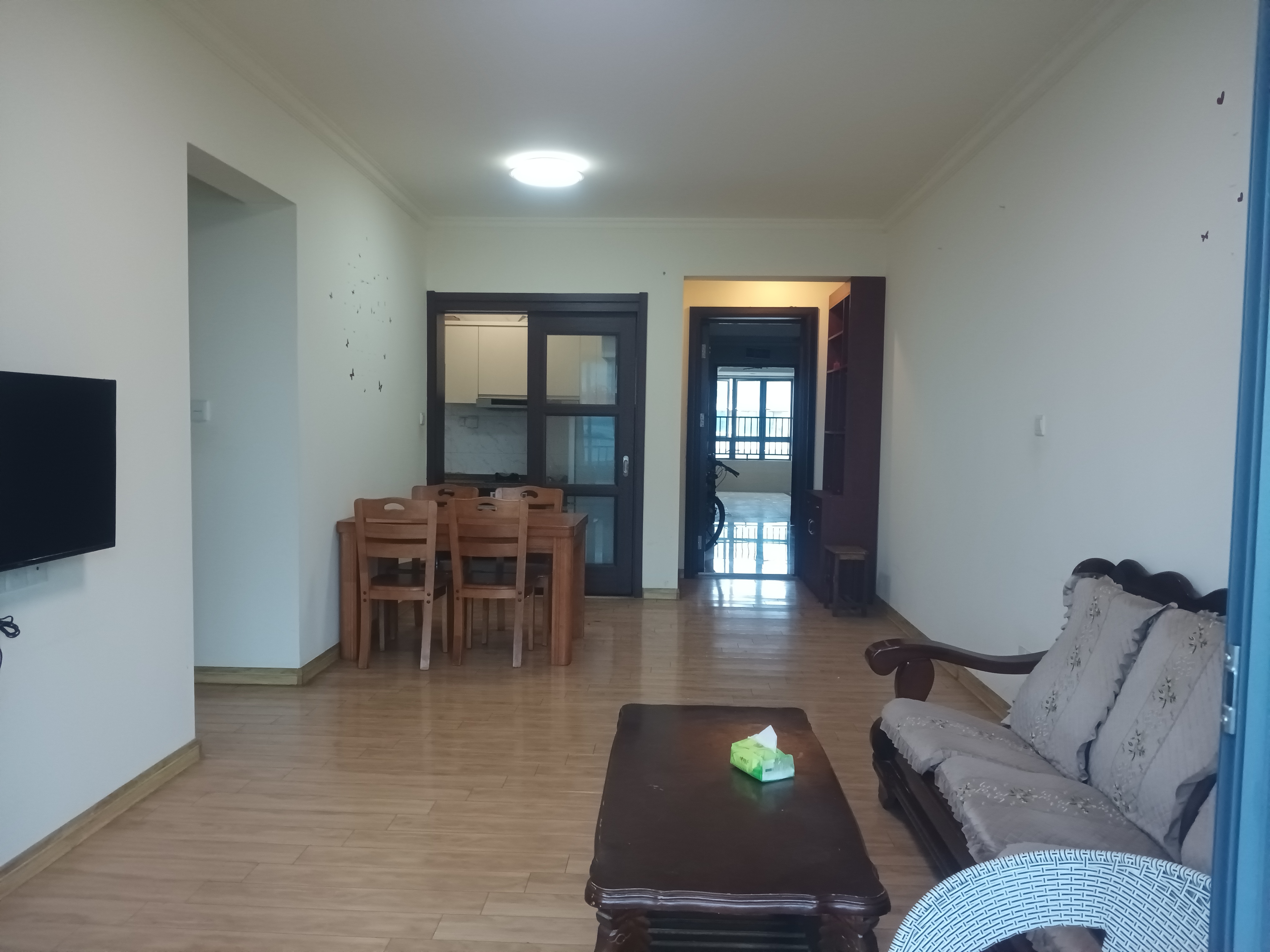 衡阳碧桂园  3室1厅1卫    1200.0元/月 衡阳碧桂园  3室1厅1卫    1200.0元/月室内图