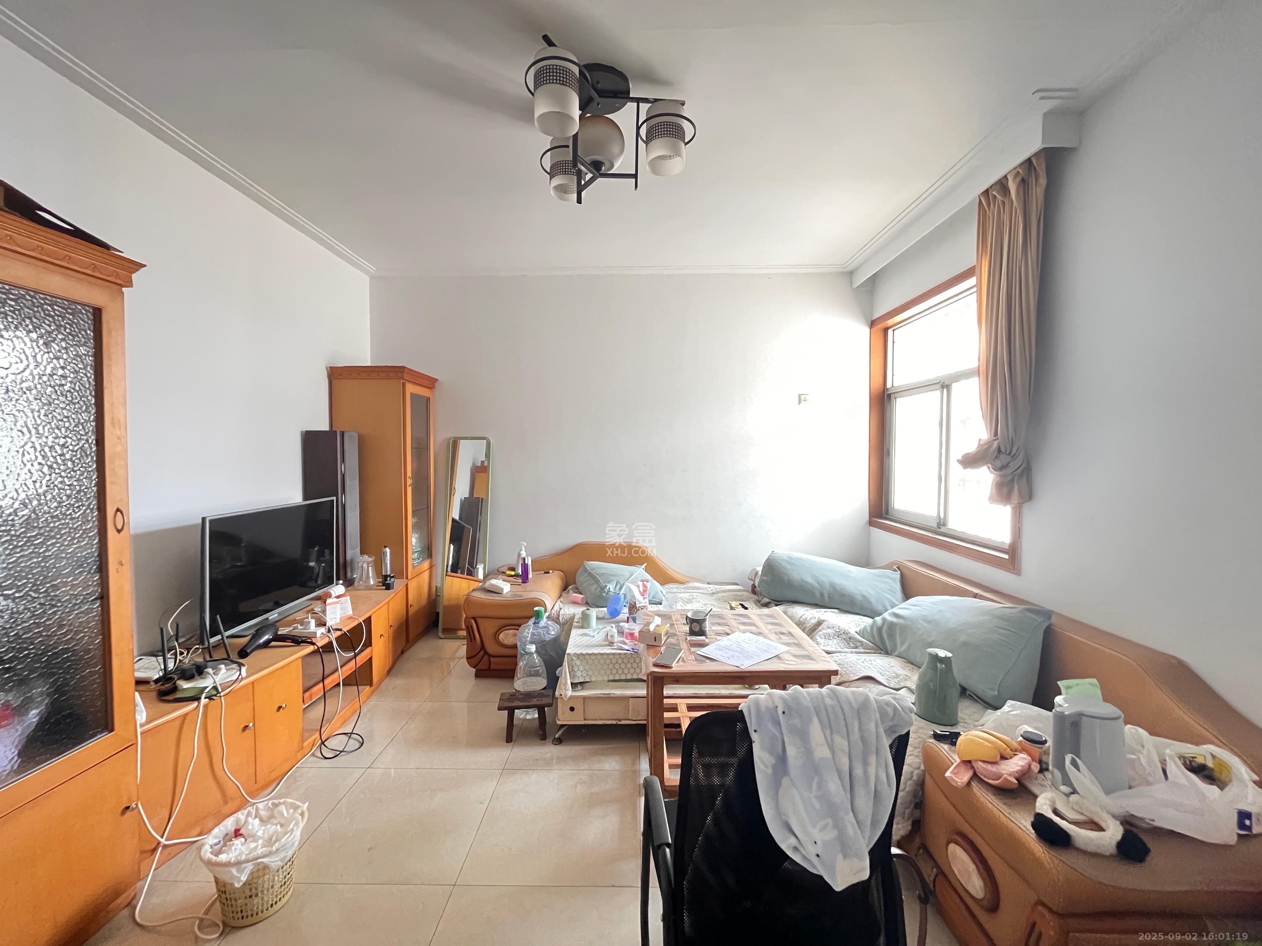 长华小区 3室2厅1卫 1700.0元/月 长华小区 3室2厅1卫 1700.0元/月室内图