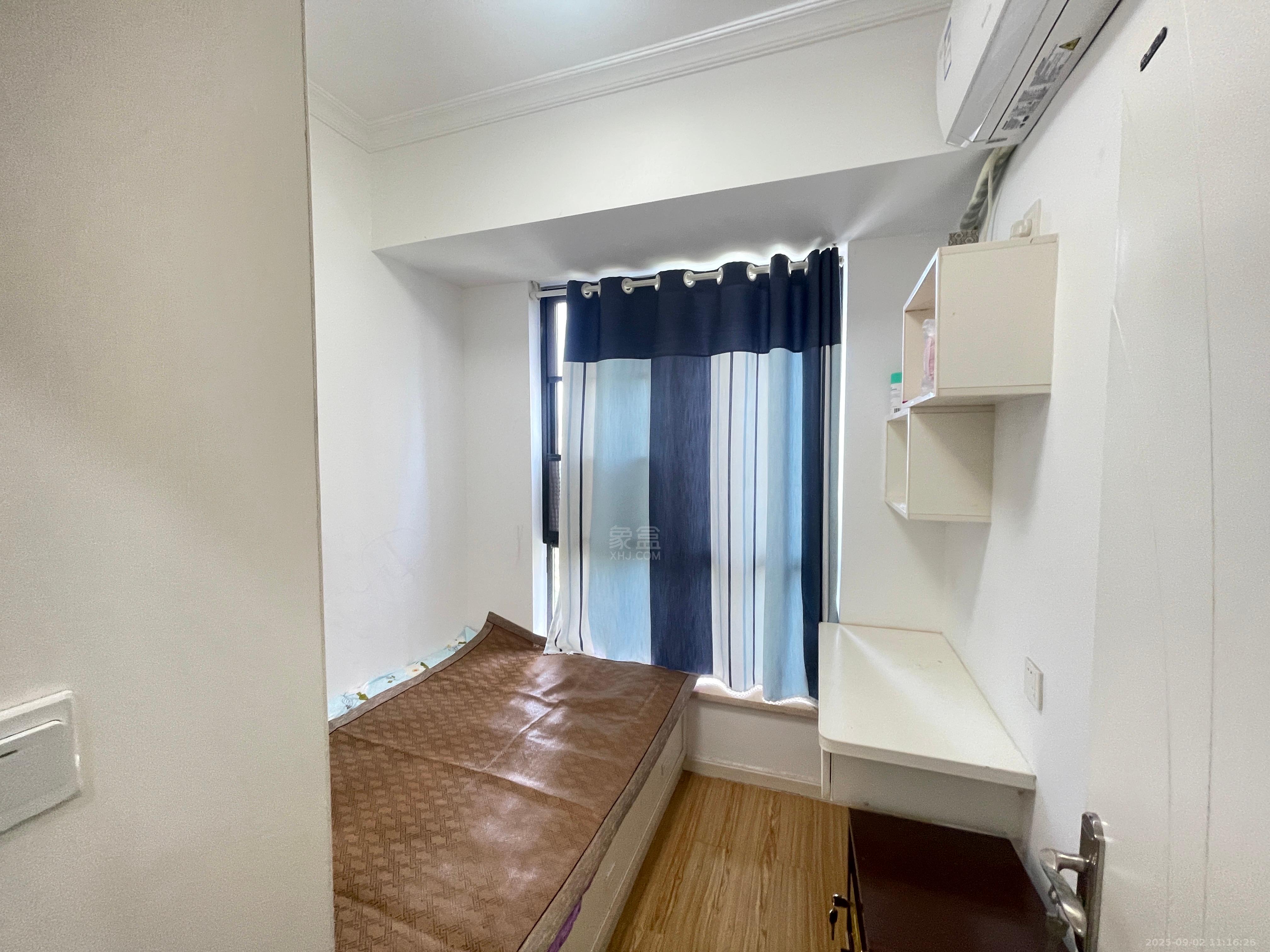 经世龙城  3室2厅2卫    1800.0元/月室内图