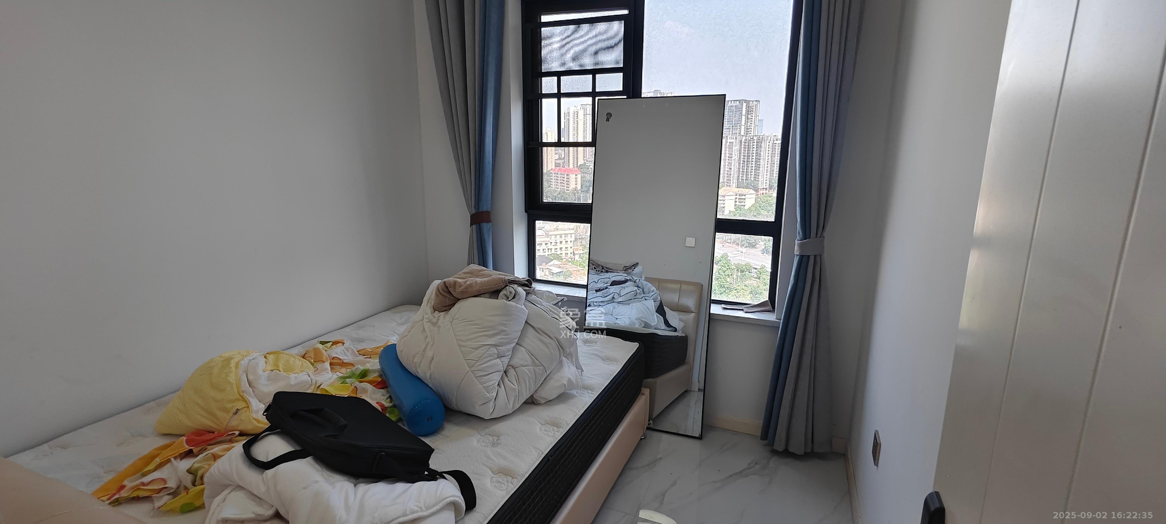 叠彩兰亭 3室2厅2卫 2600.0元/月 叠彩兰亭 3室2厅2卫 2600.0元/月室内图